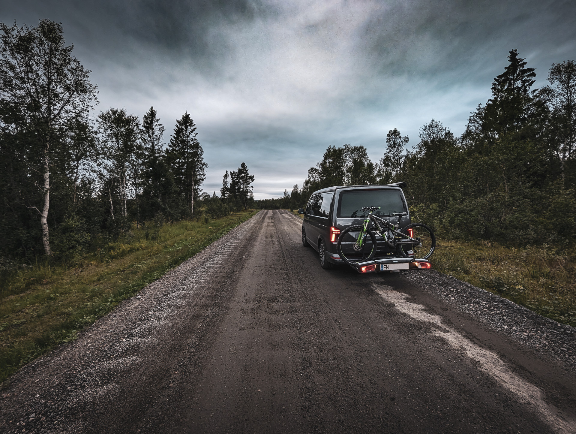 NORWAY | GRAVEL ROAD