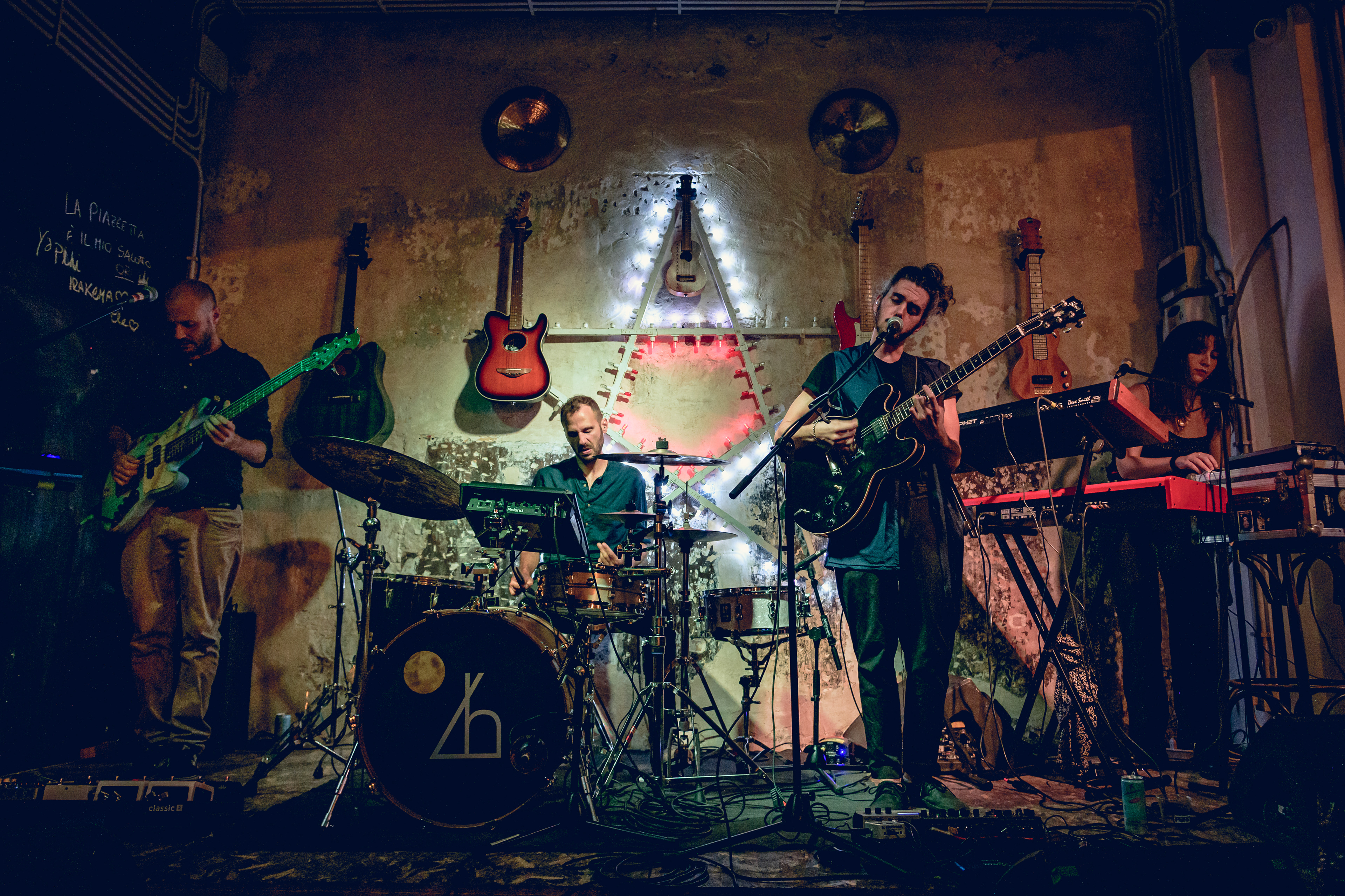 Starring: /Handlogic | Photo © Cetti Lipari