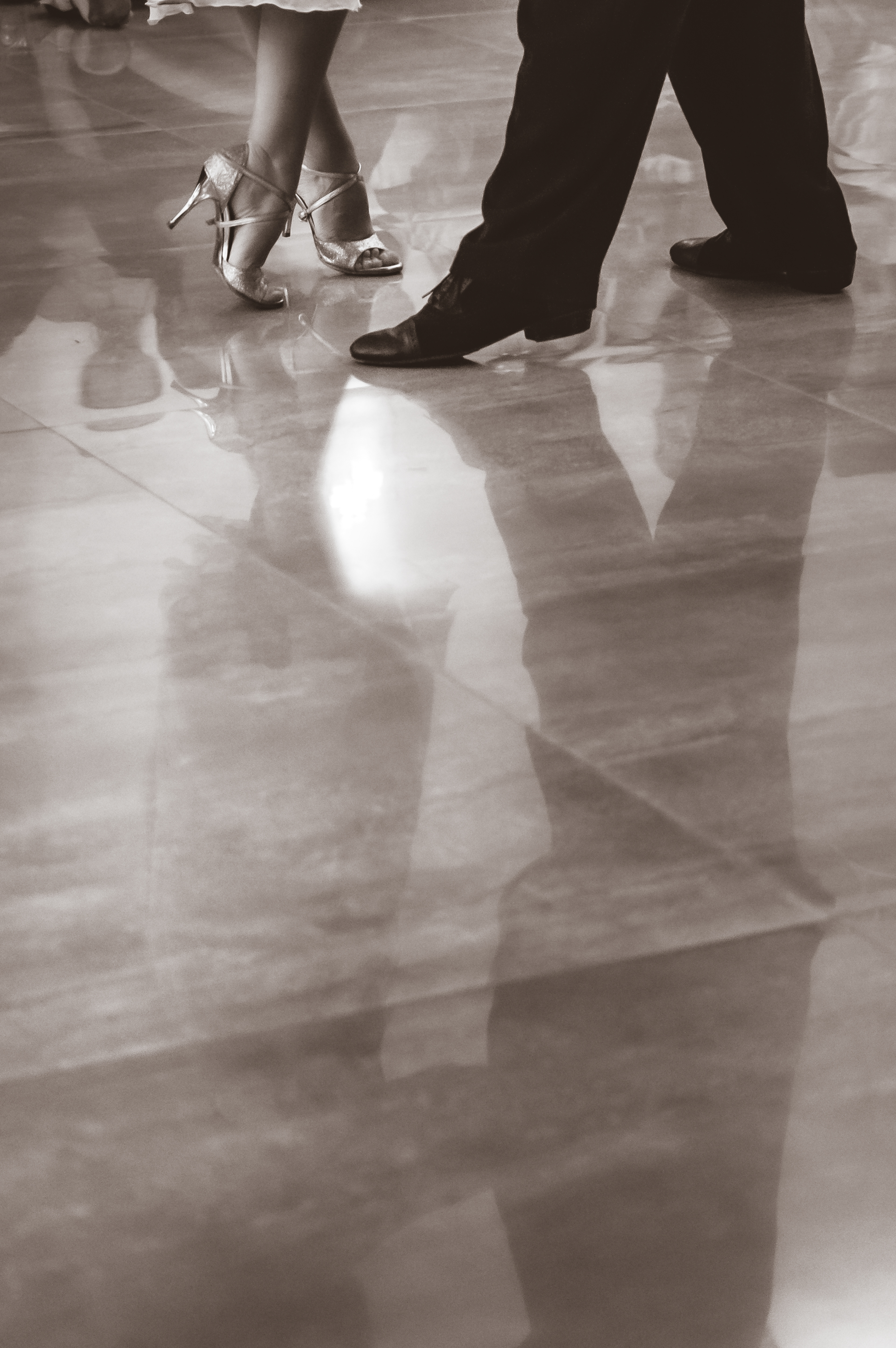 One step together | Photo: Cetti Lipari | Starring: Mariano Chico Frumboli and Juana Sepulveda