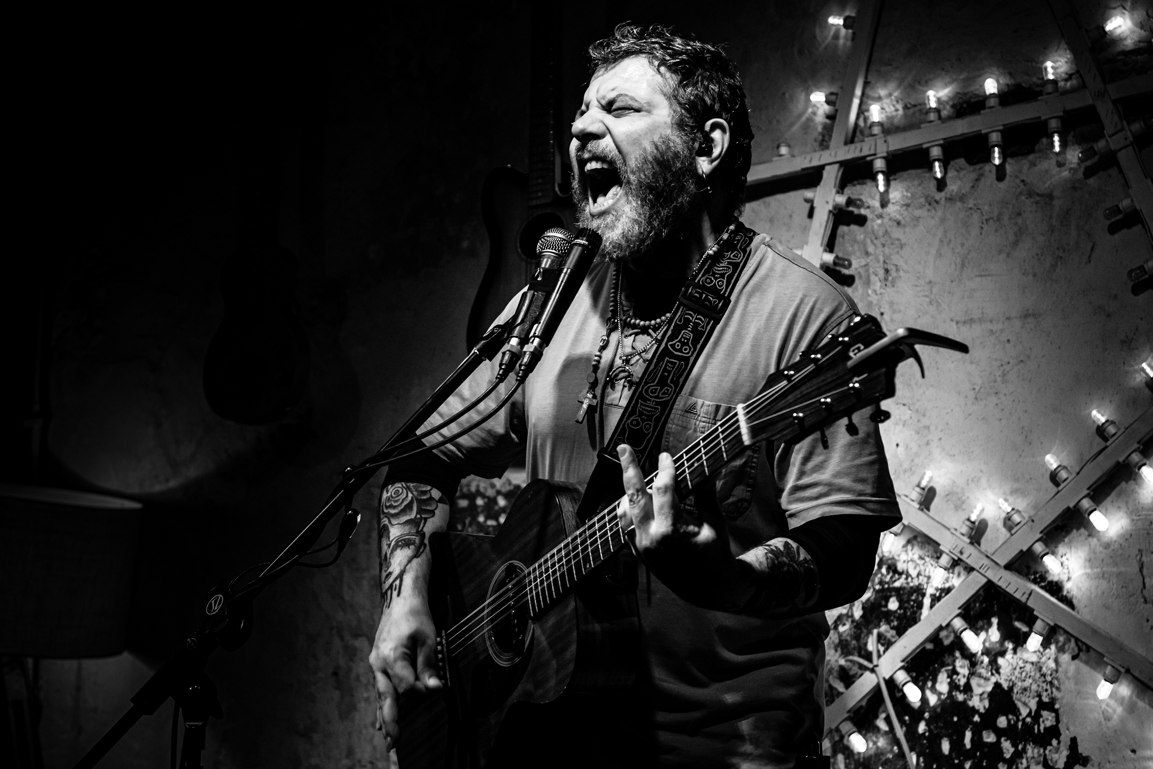 Starring: Carmelo Pipitone | Photo © Cetti Lipari