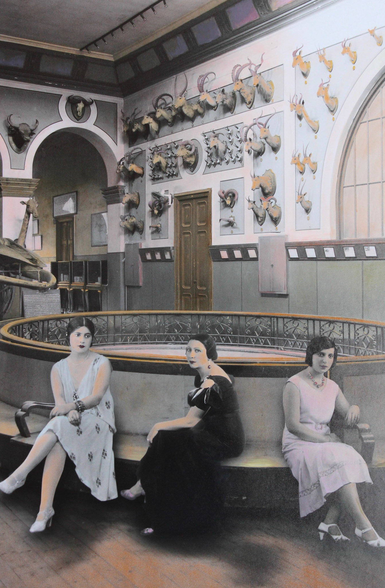 An Afternoon at the Museum, Cairo, 2005/1930s/Basta