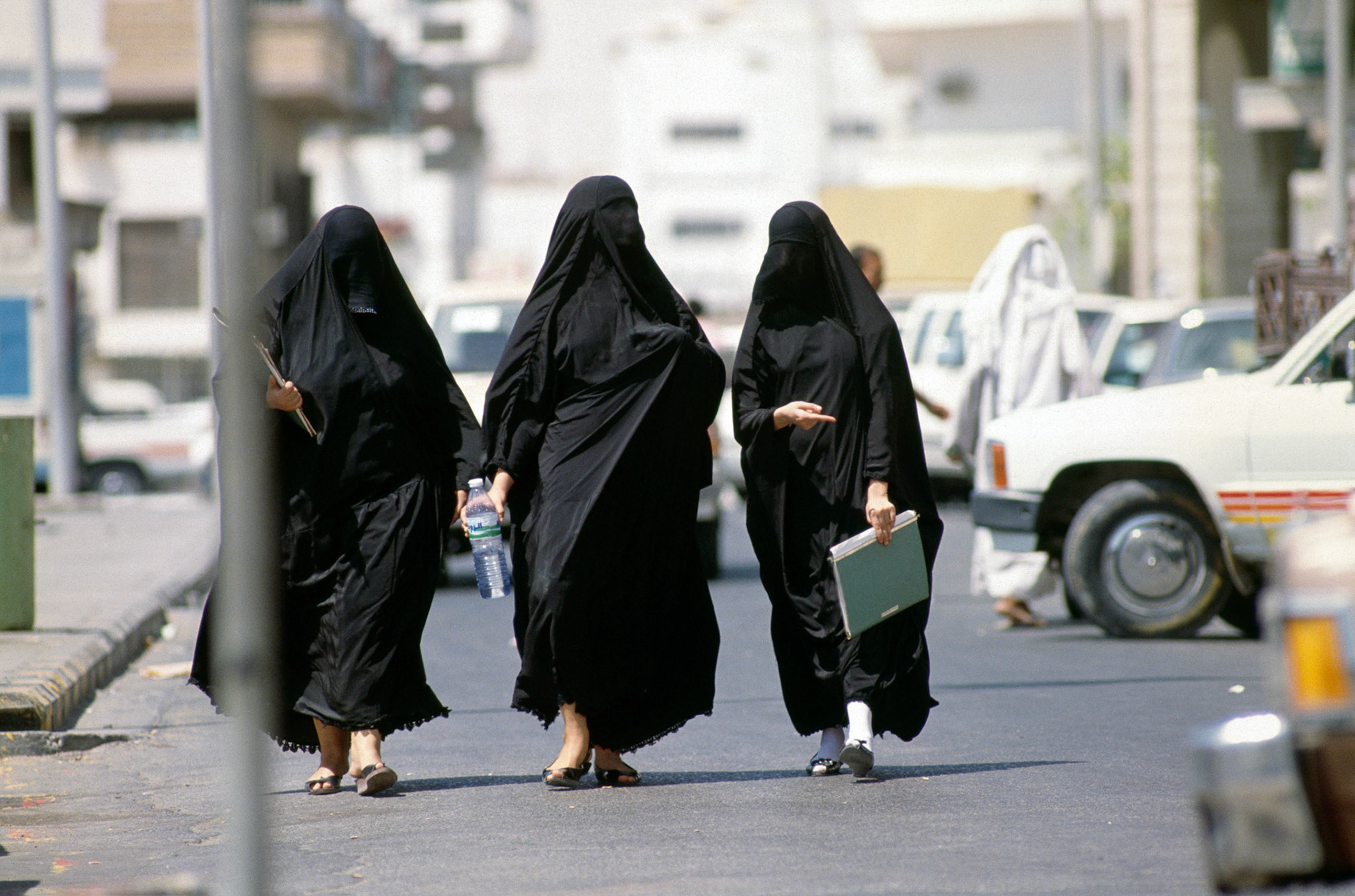 khobar, saudi arabia -- 3 saudi women in downtown khobar.