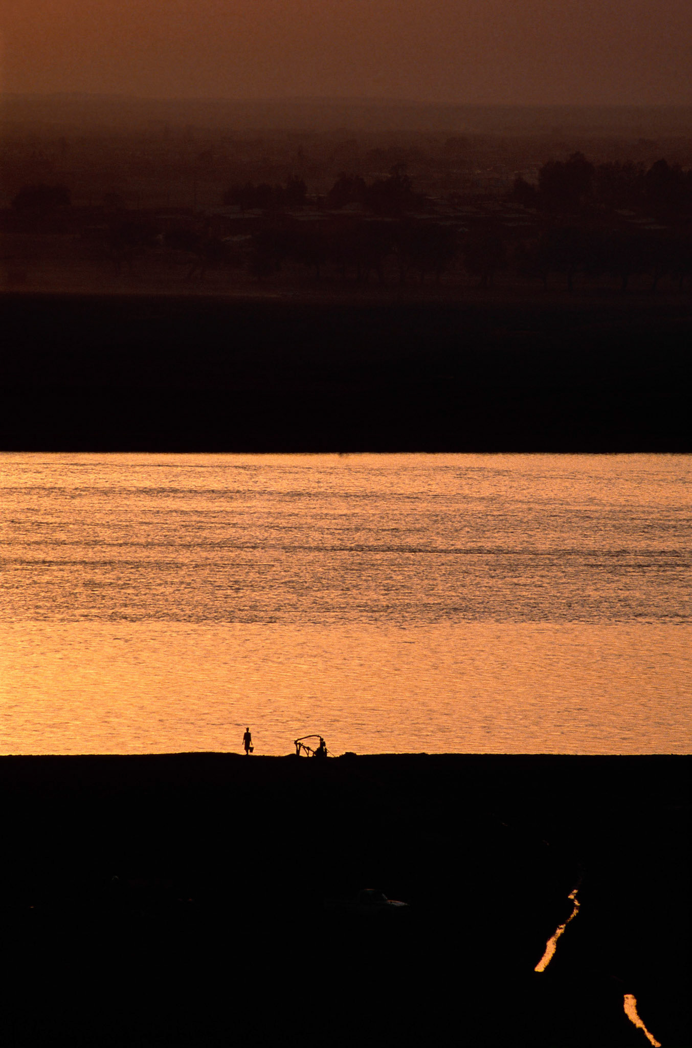 Fetching Water, Khartoum
