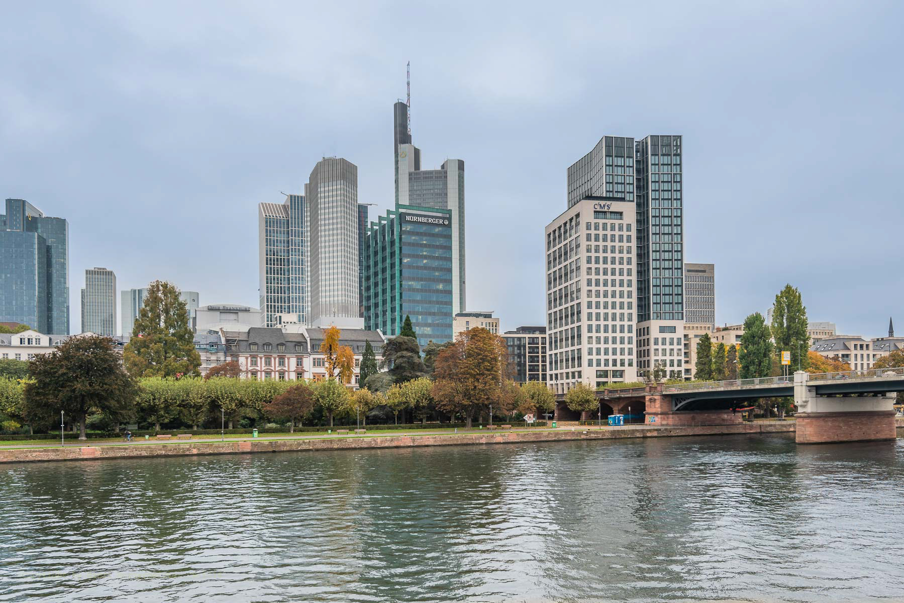 Jetzt Frankfurt ab hier