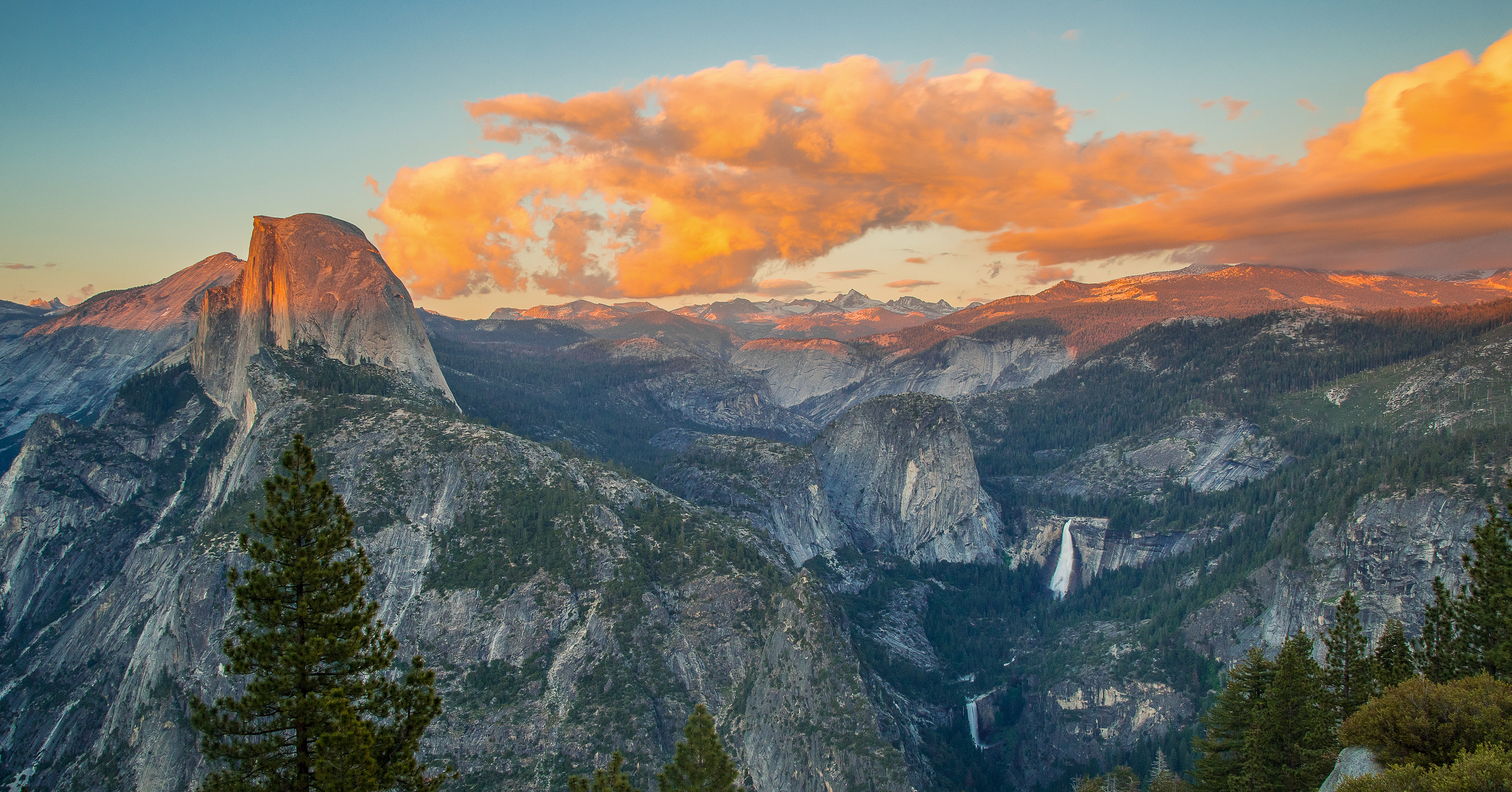 The half dome at Yosemite National Park