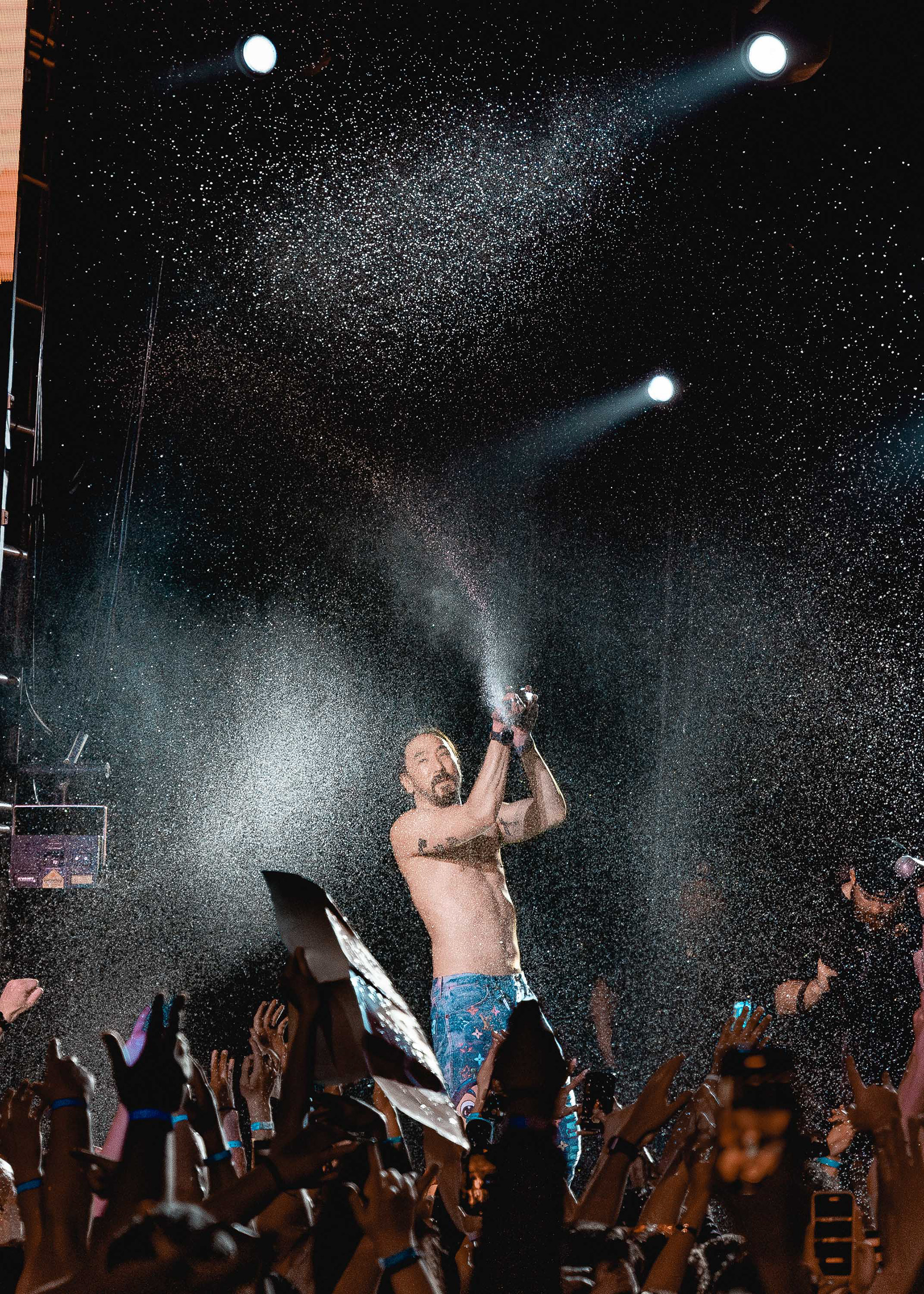 STEVE AOKI
