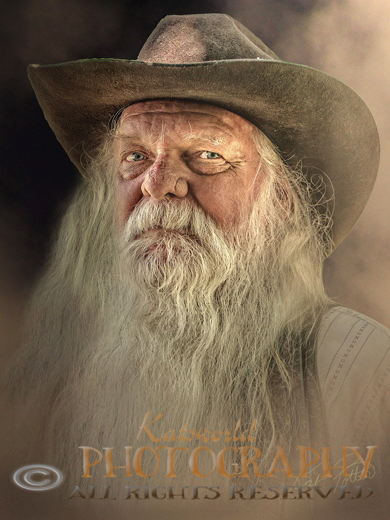 AN OLD TIMERS FACE