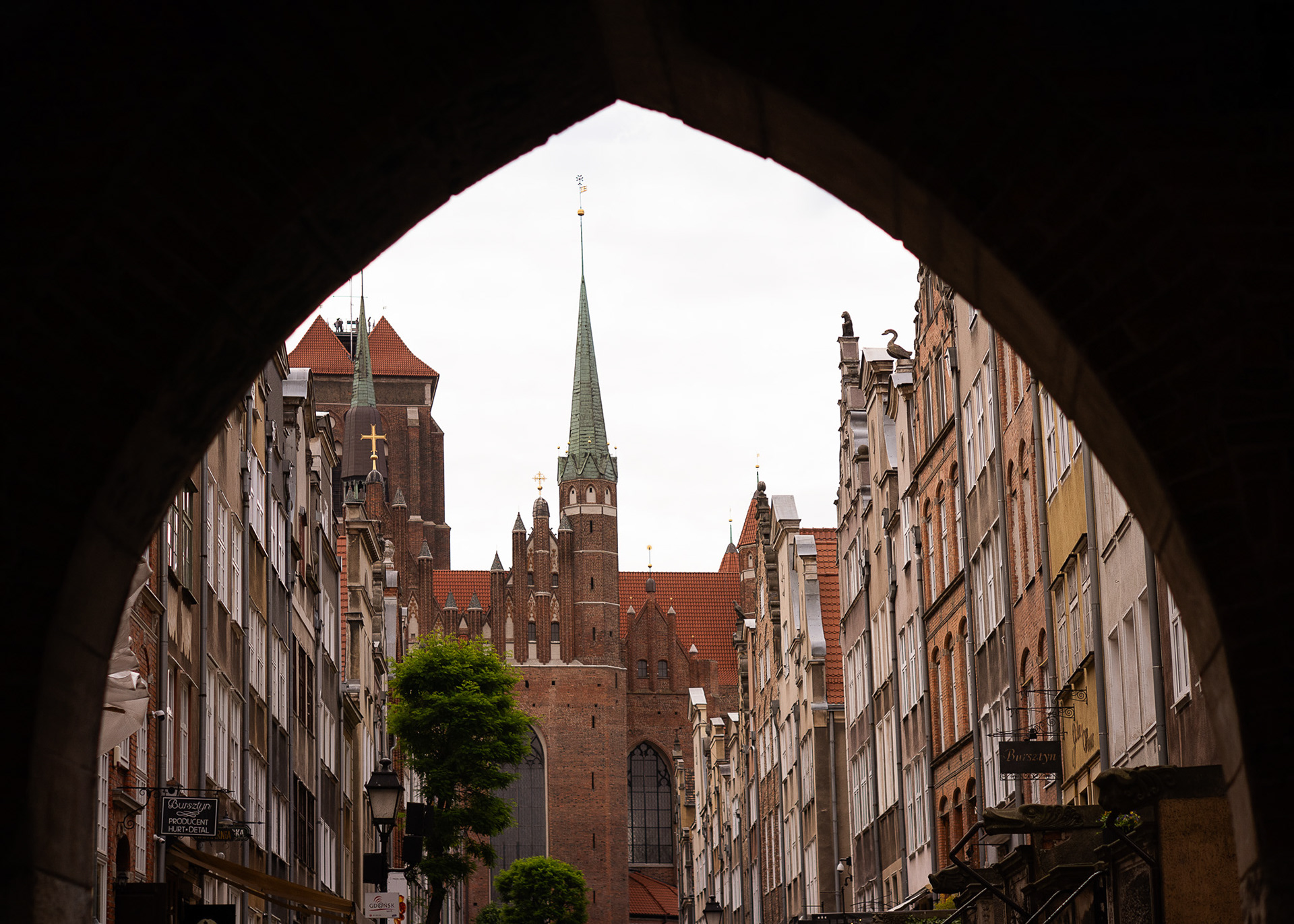 The view of St. Mary's from St. Mary's gate at the start of Mariacka Street.