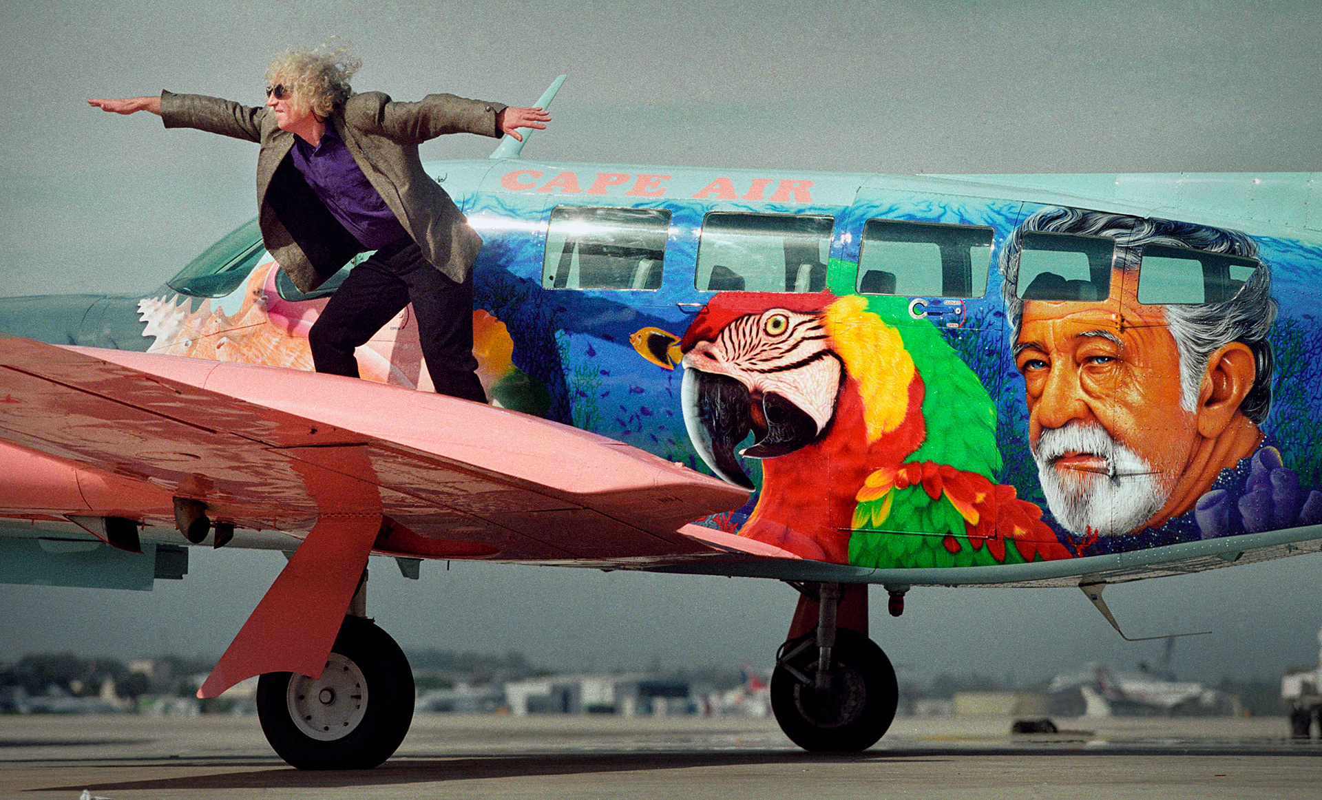 "Flying Artist"
