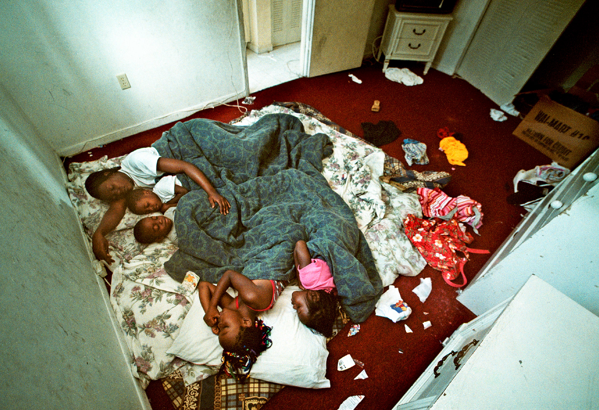 Single mother Alanda McMillion can’t make ends meet working in fast food restaurant.