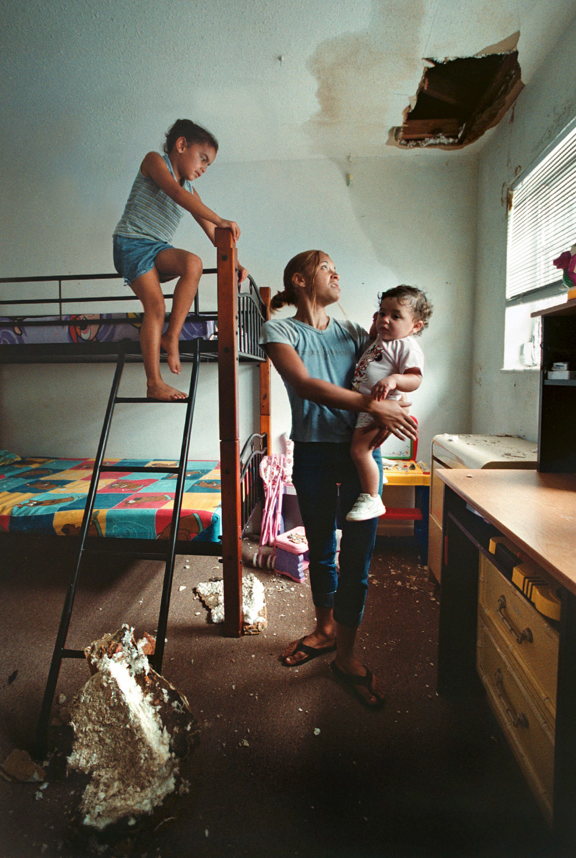 Yomarie Vega children’s bedroom in unsafe apartment building.