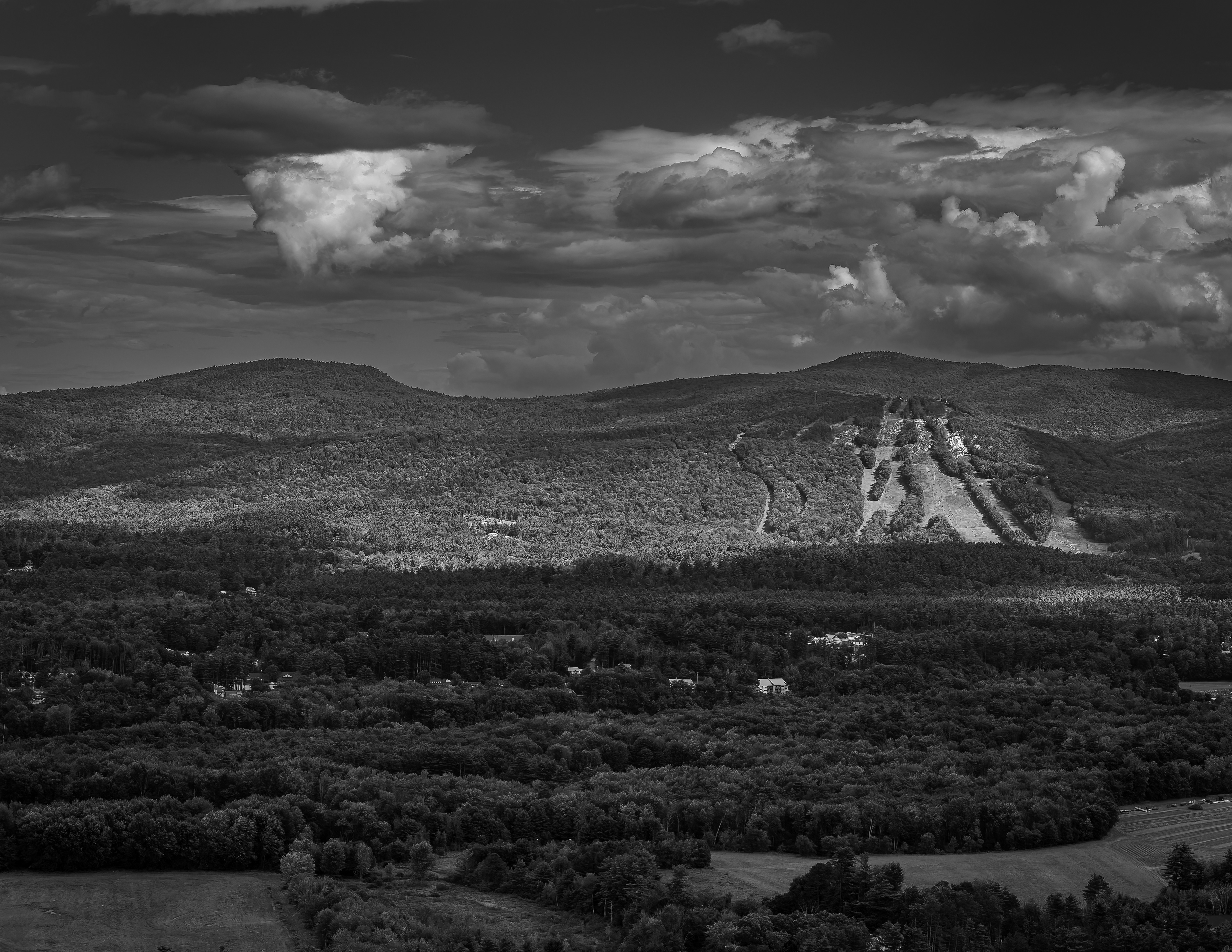 View from Cathedral Ledge No4