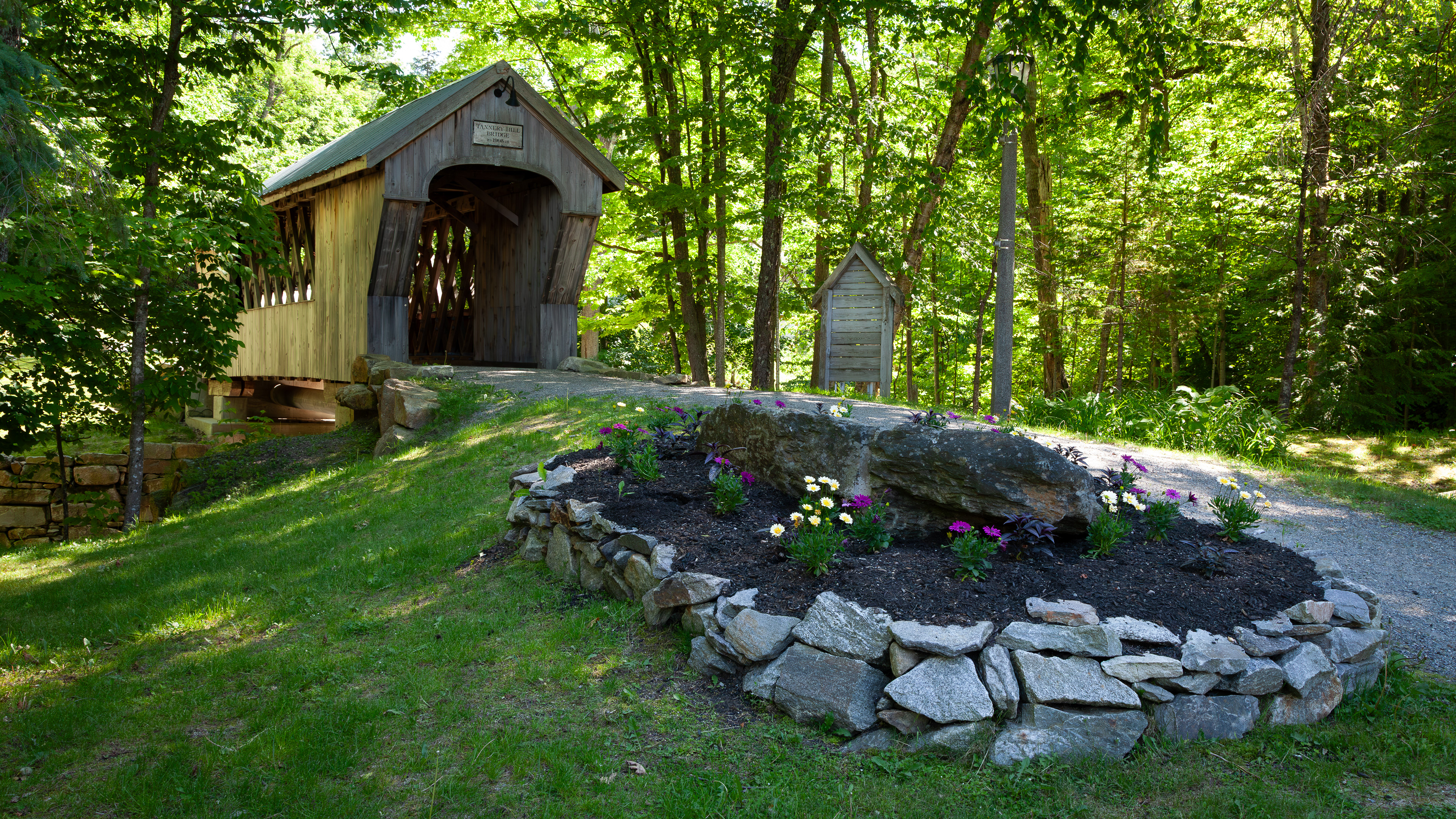 Tanney Hill Covered Bridge 16x9