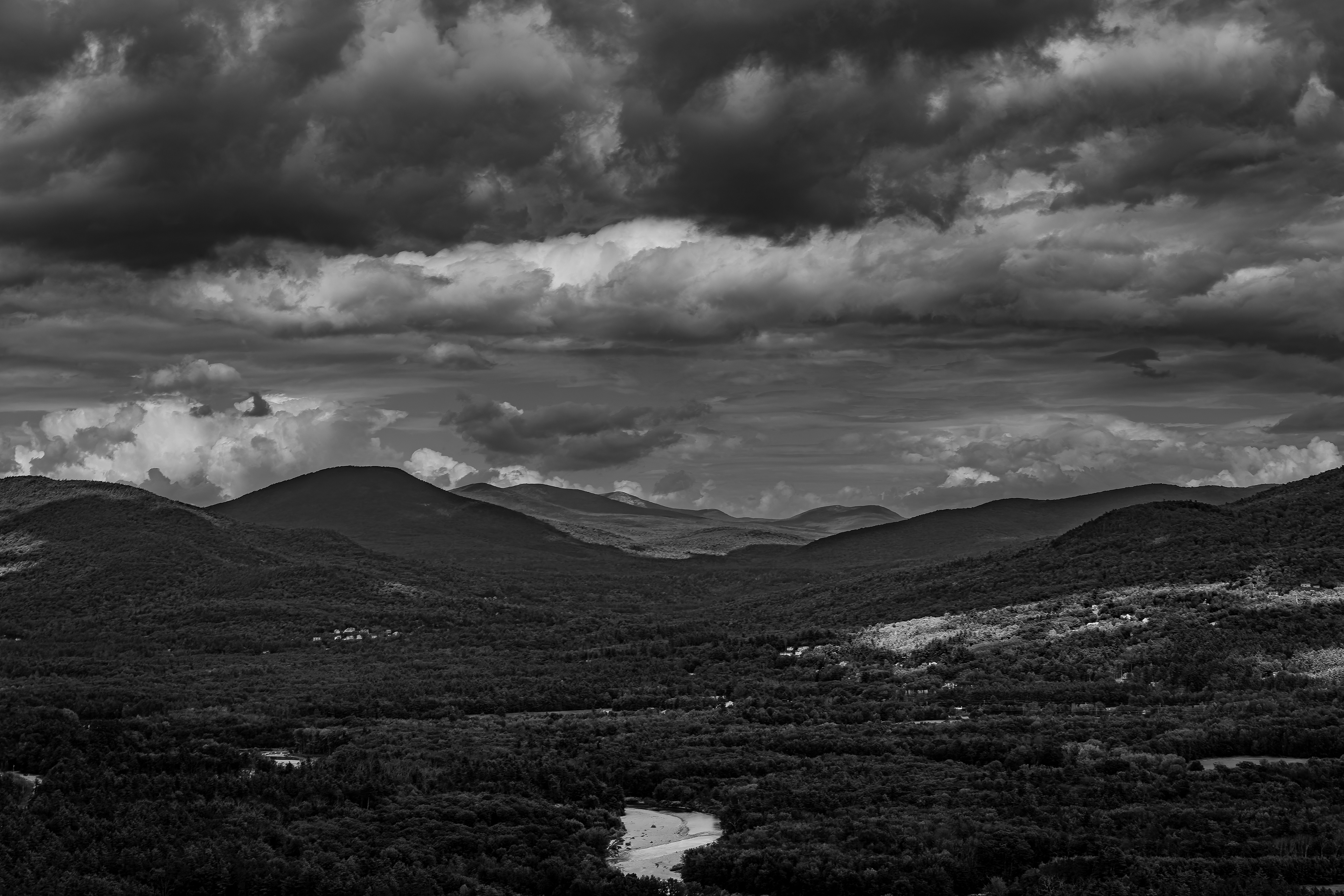 View from Cathedral Ledge No14
