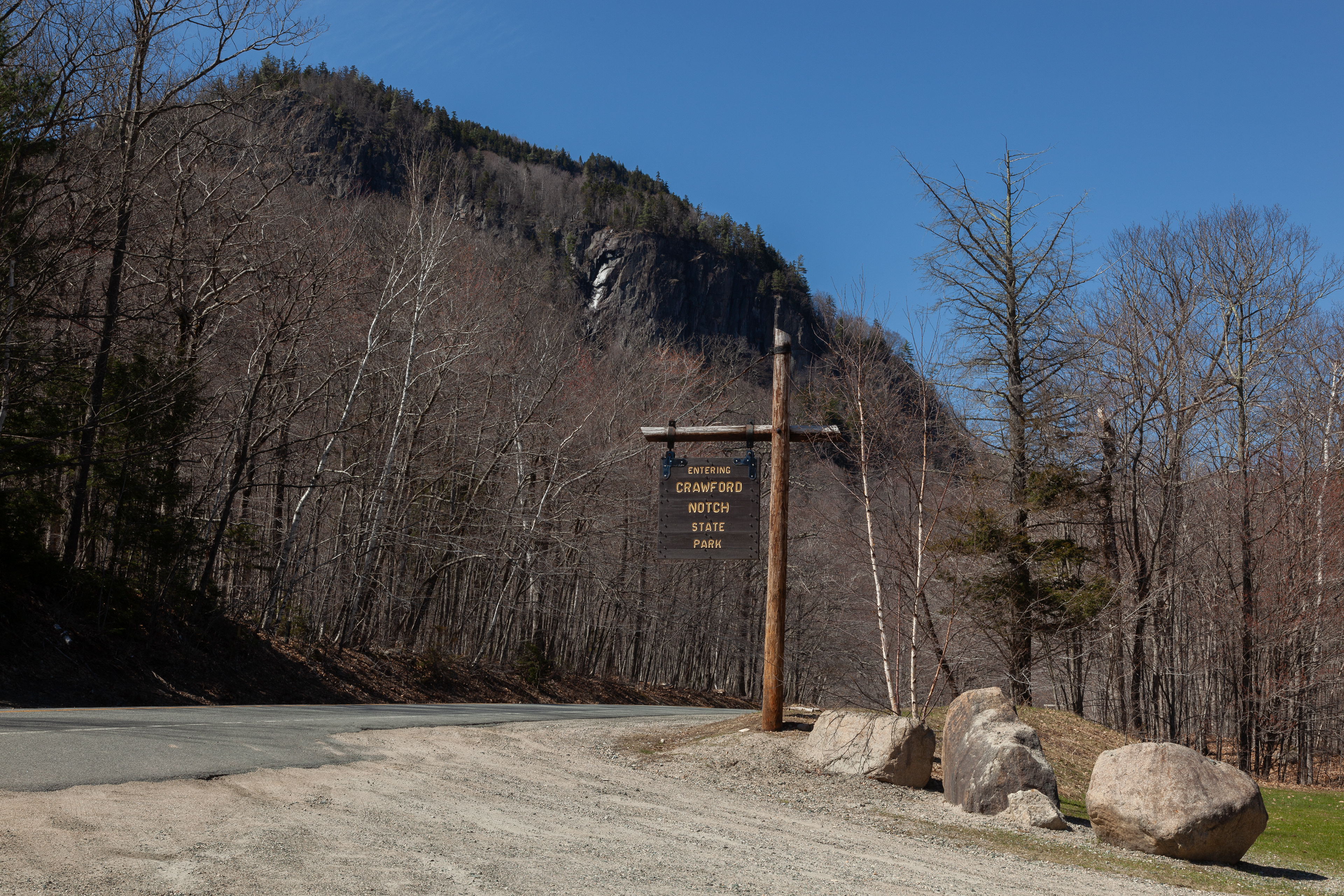 Entrance to Crawford Notch State Park
