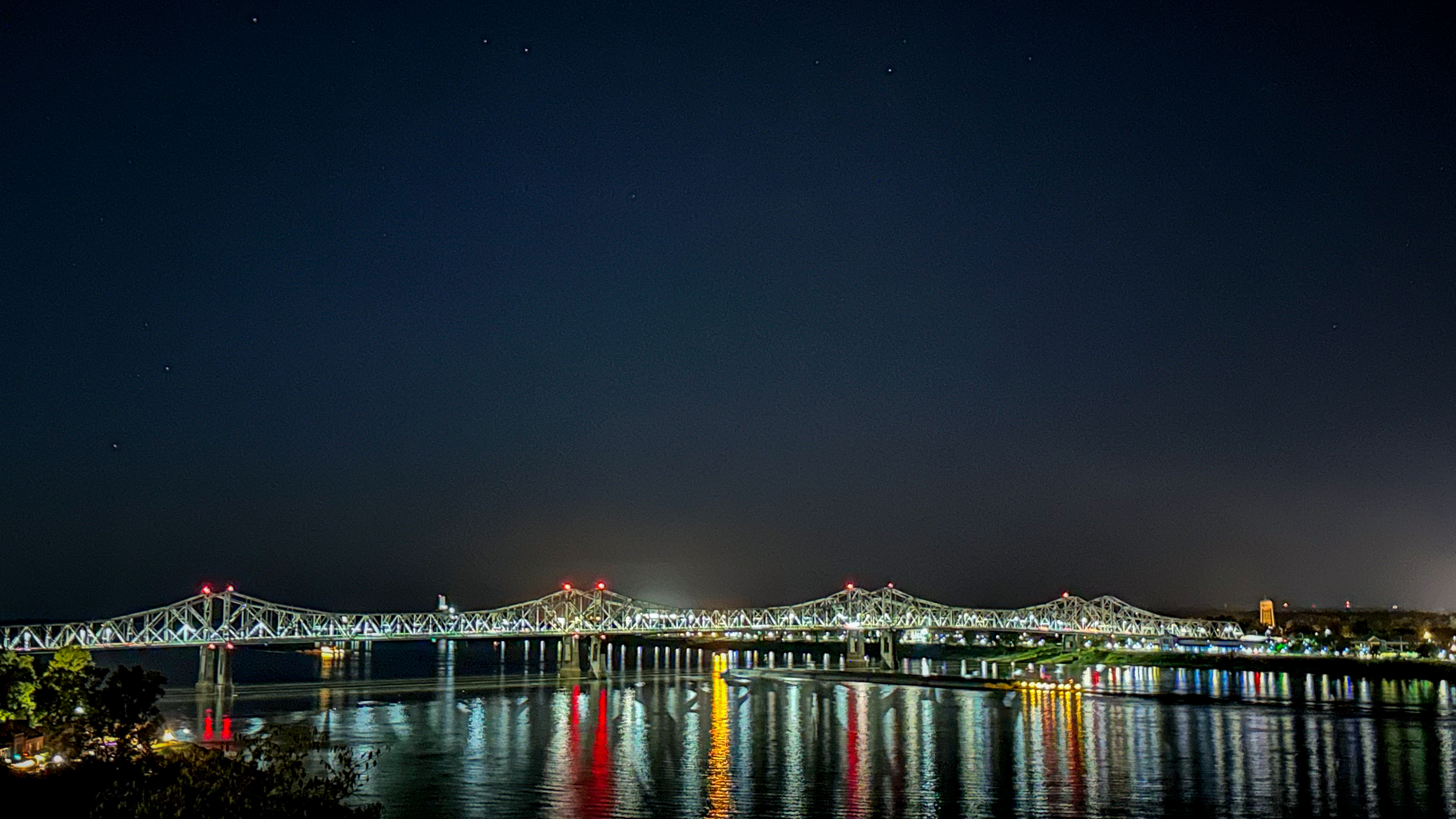 MS River Bridge: Natchez, MS