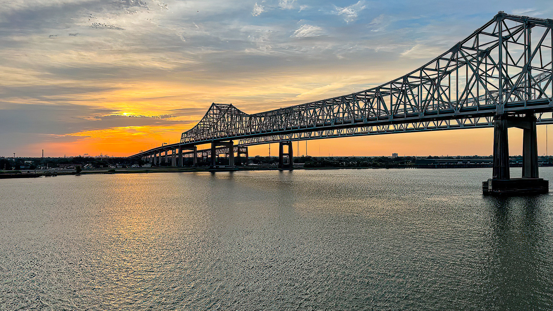 MS River Bridge, New Orleans