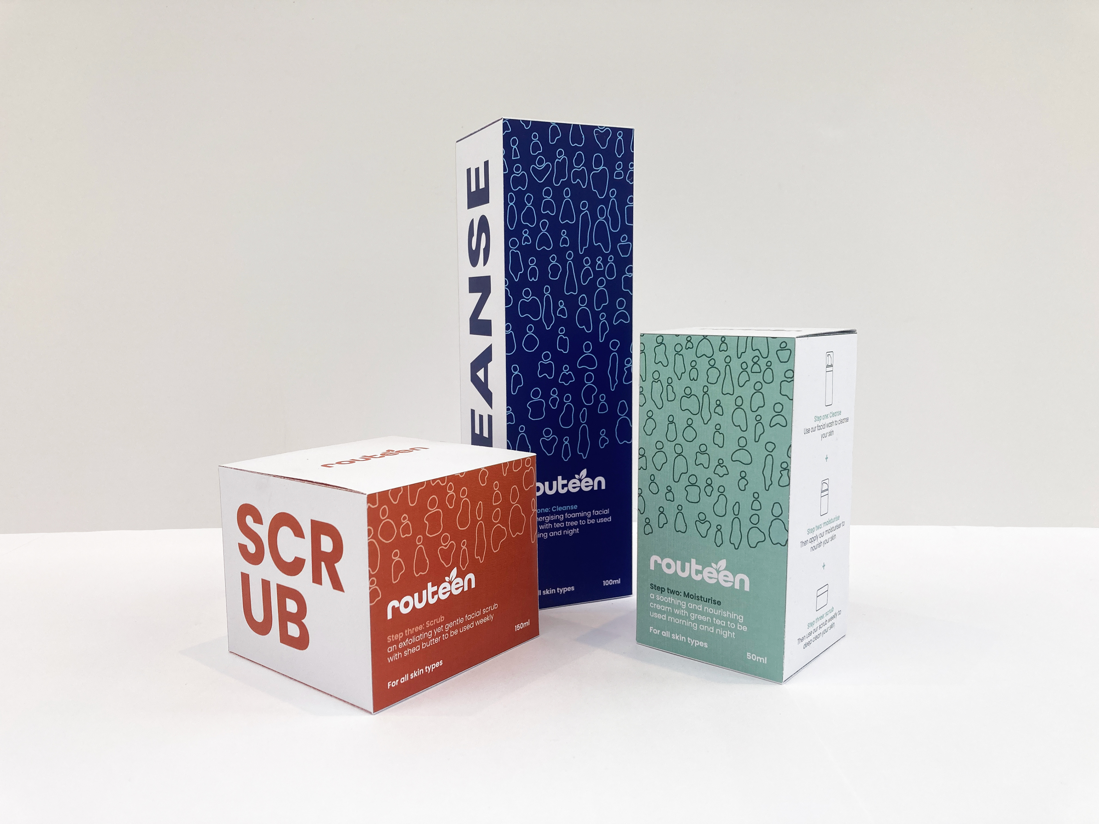 Packaging containers