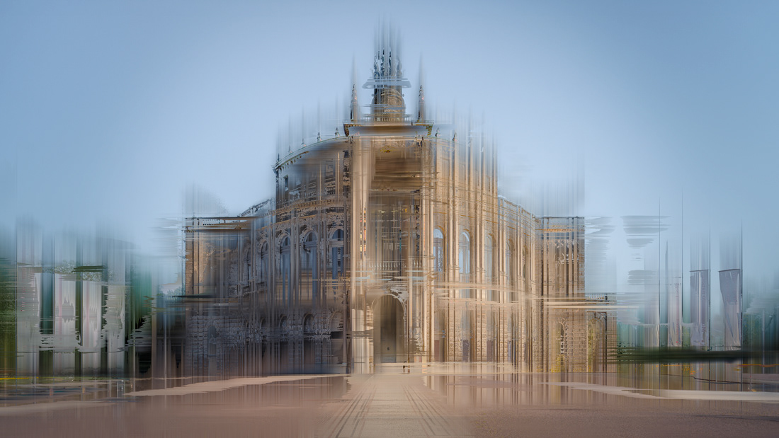 Fotografie und Fotokunst Nicole Holz - Dresden abstrakt: Semperoper, Spielstätte der Staatsoper Dresden, die als ehemalige königliche Hofoper Sachsens eine lange geschichtliche Tradition hat. Die Oper befindet sich am Theaterplatz im historischen Stadtkern von Dresden in der Nähe der Elbe.