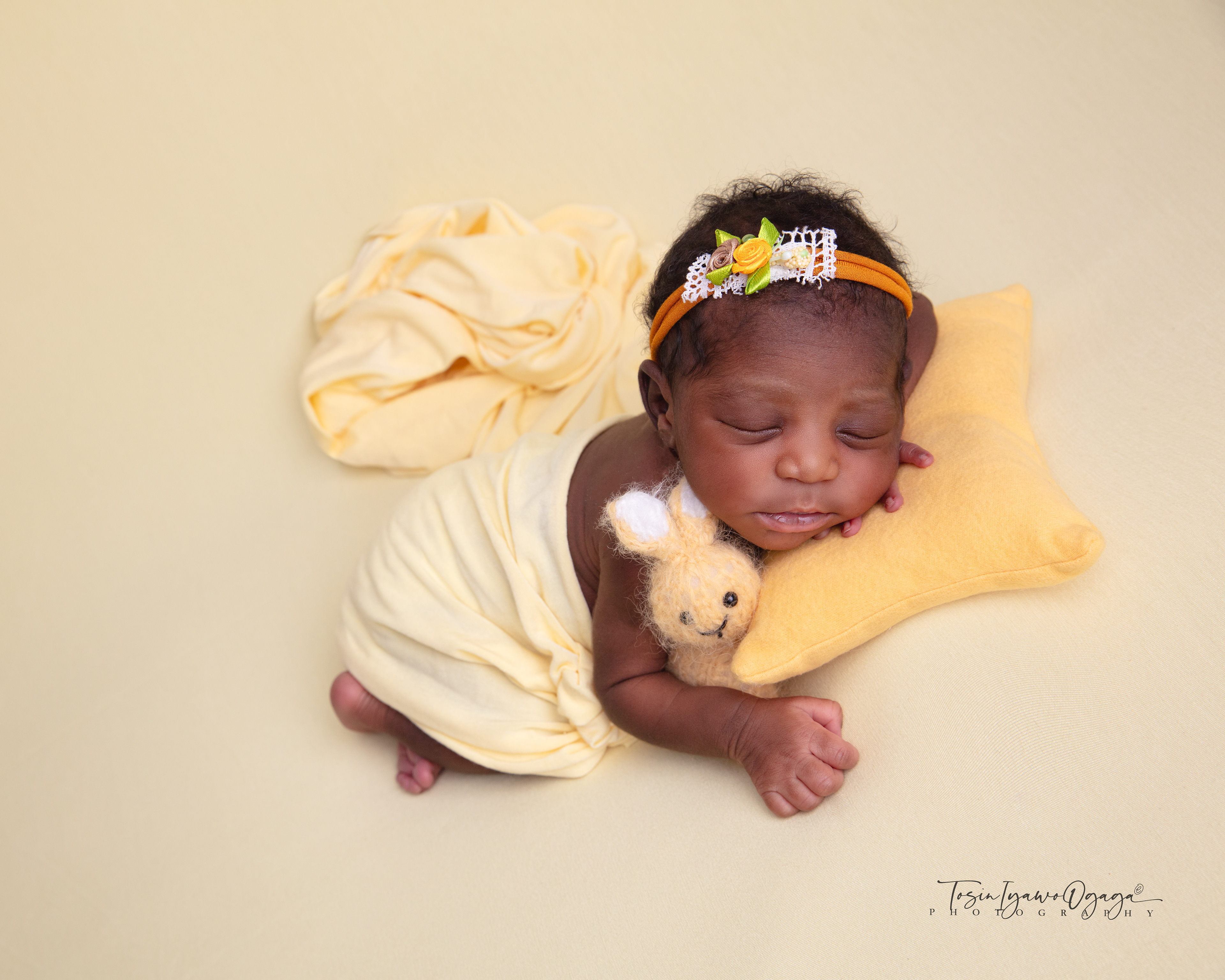 Bunny Love NEWBORN by TIO Photography