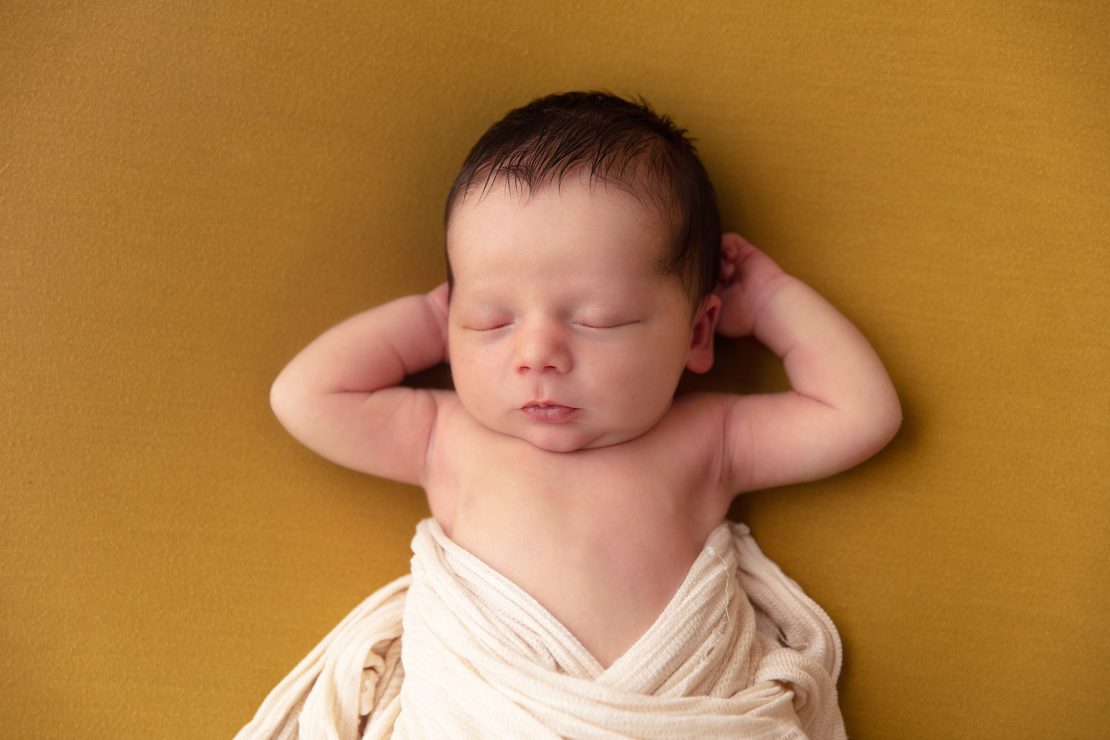 'Relaxed' NEWBORN by TIO Photography