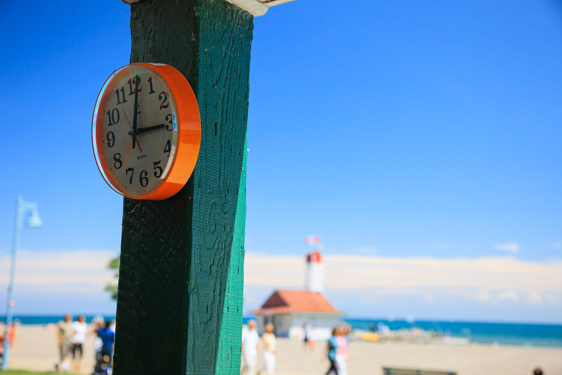 It's 3PM! It's Beach time! Have fun and get out in the sun!