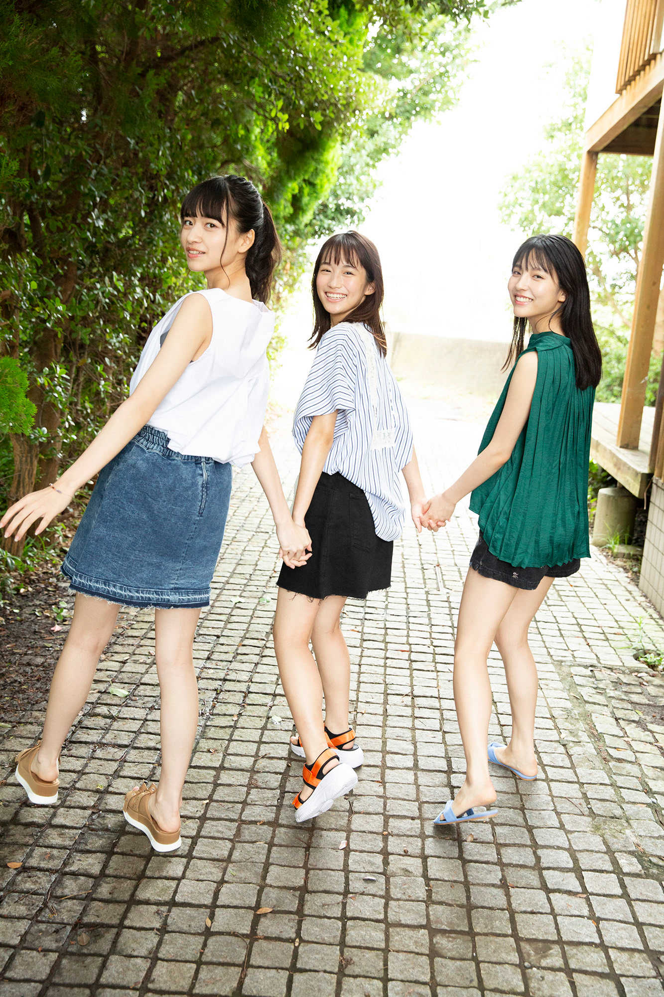 CMNOW 掛橋沙耶香・金川紗耶・早川聖来
