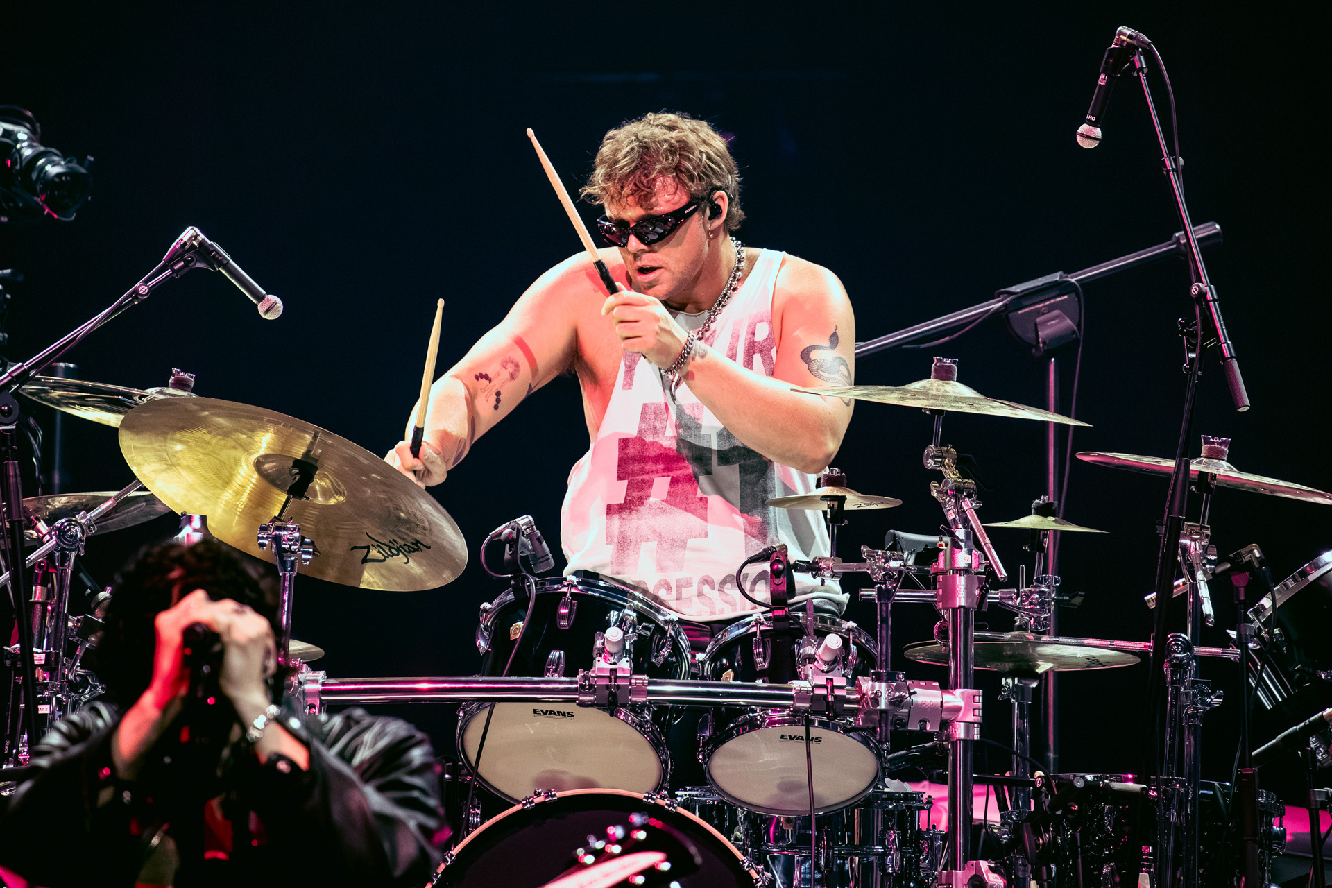 Ashton Irwin