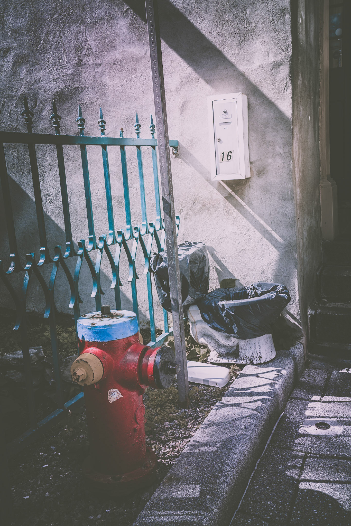 Water containers