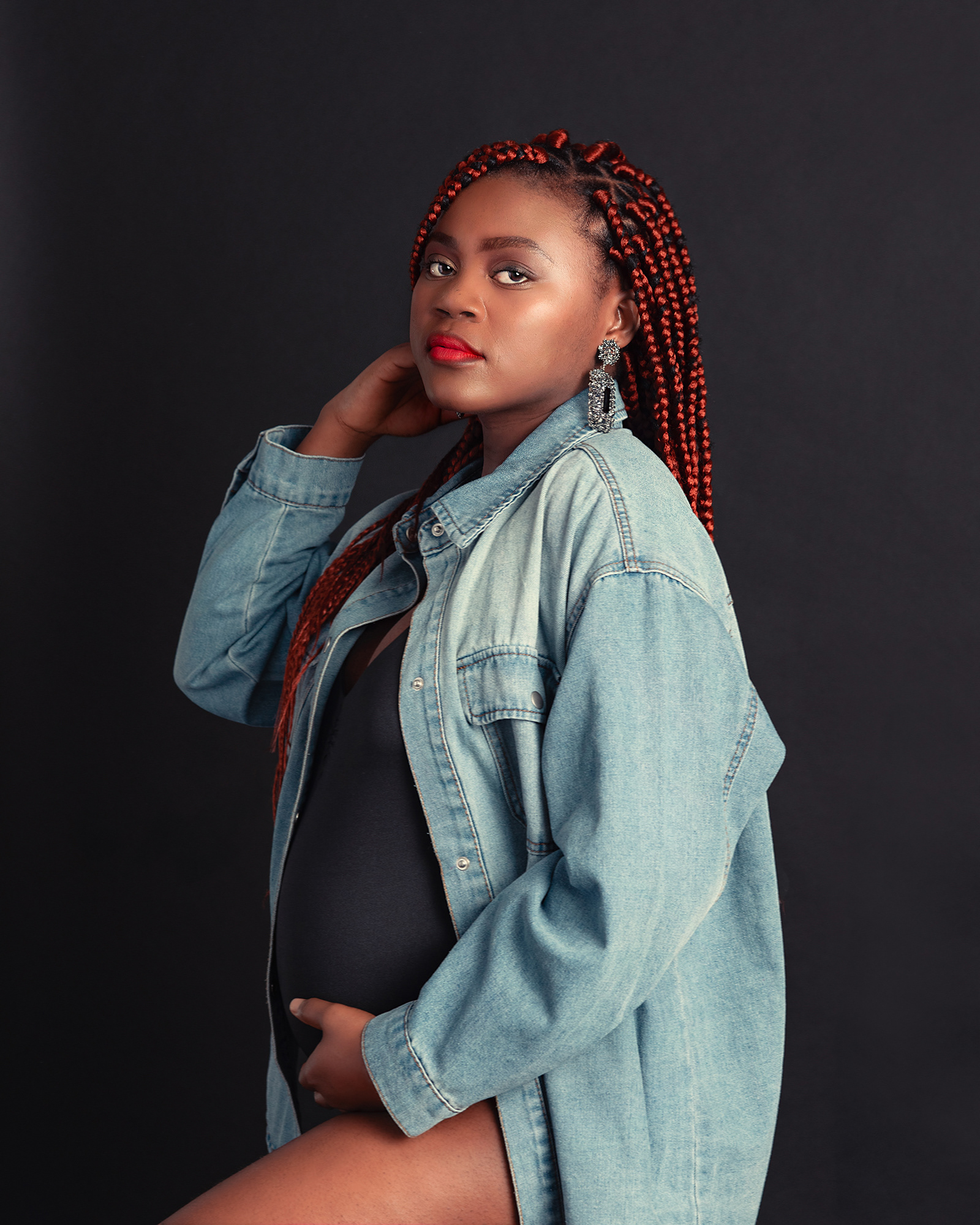 Maternity Portrait in Studio