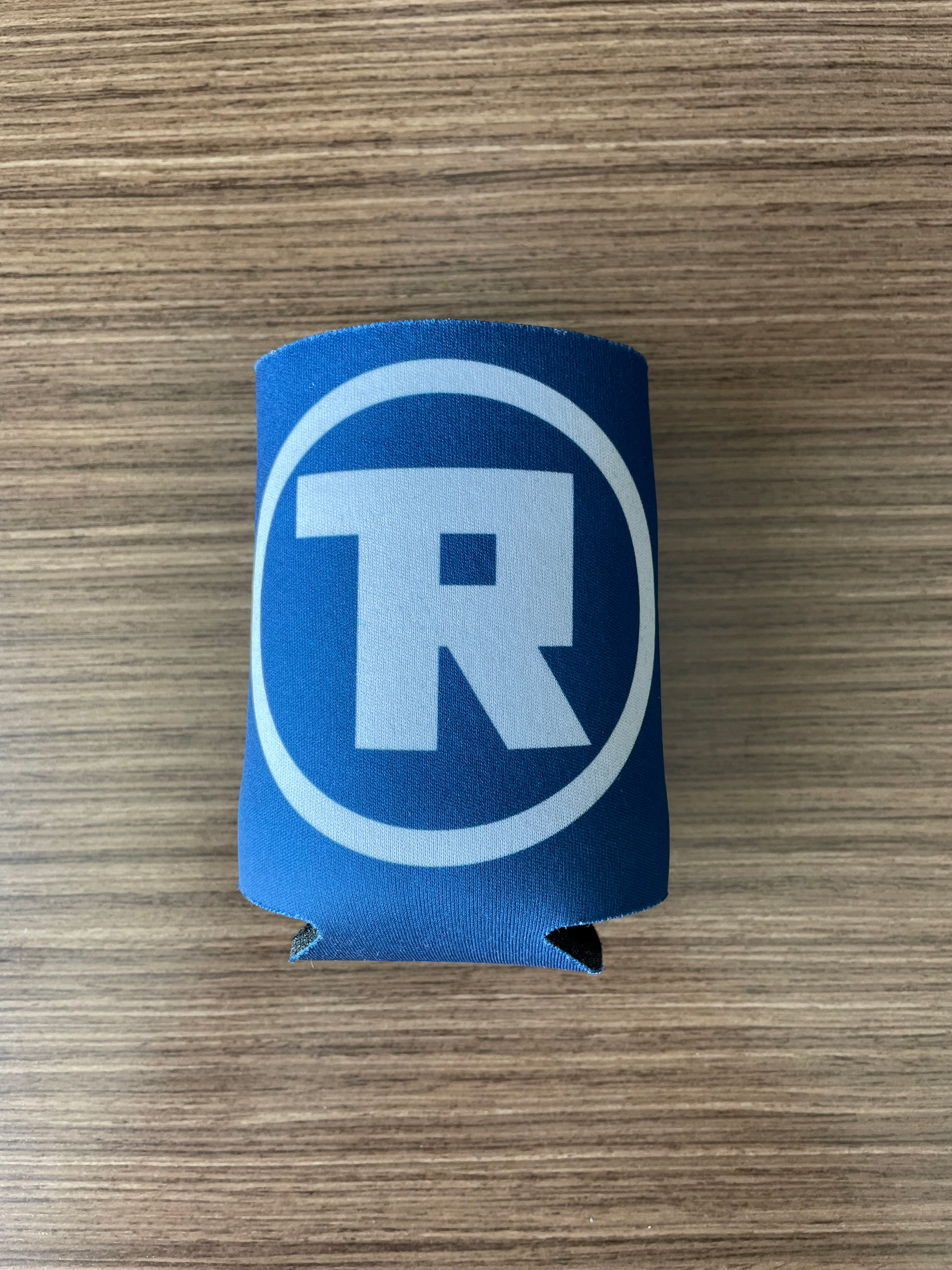 Can cooler design, front