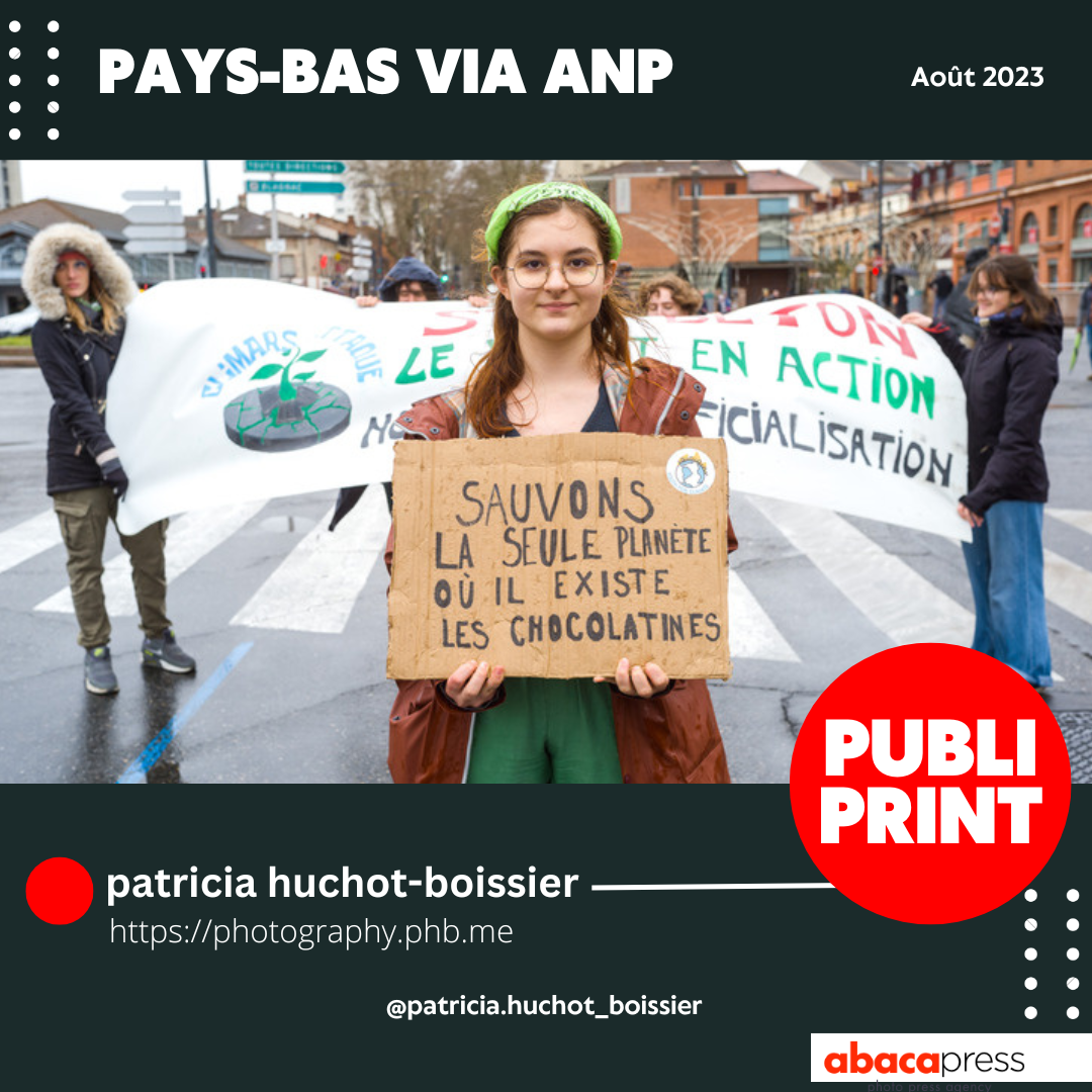 Manifestation campagne CLiMARS ATTAQUE-STOP BETON ! Le vivant en action!. 