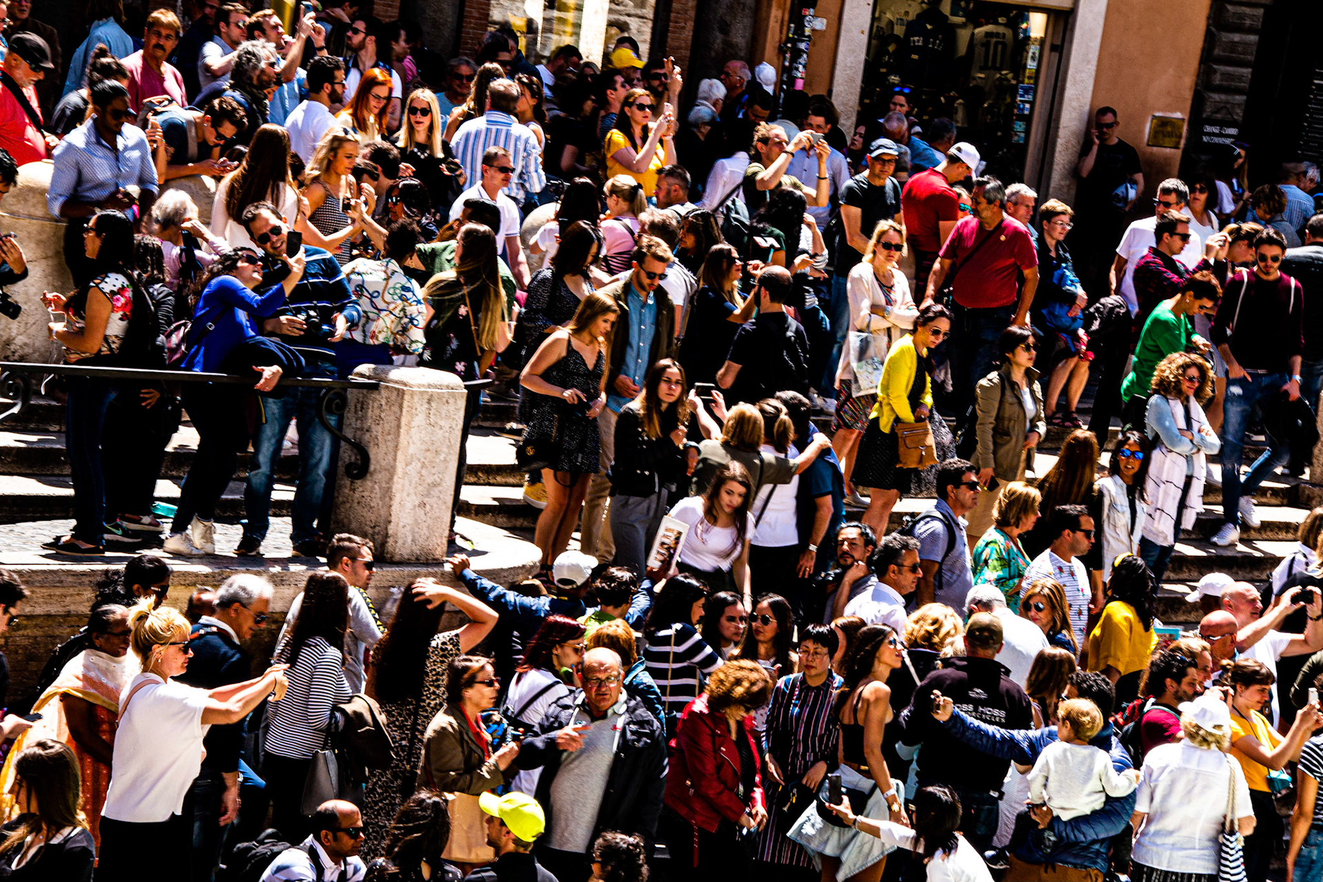 as eternas multidões da cidade eterna 