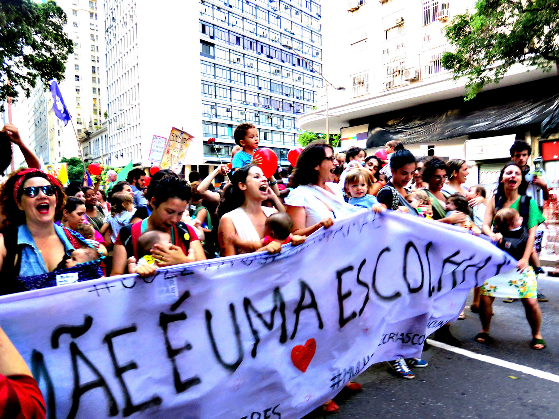 ser mãe é uma escolha 