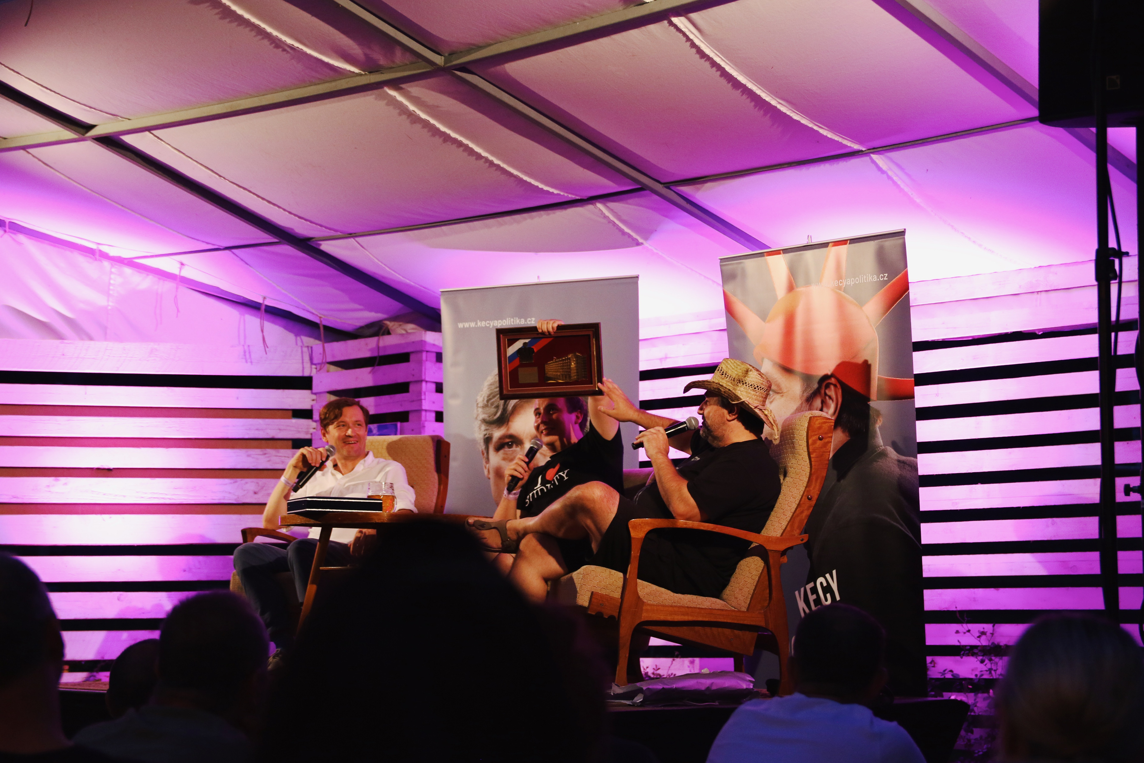 Kecy a Politika live podcast Brno Luleč