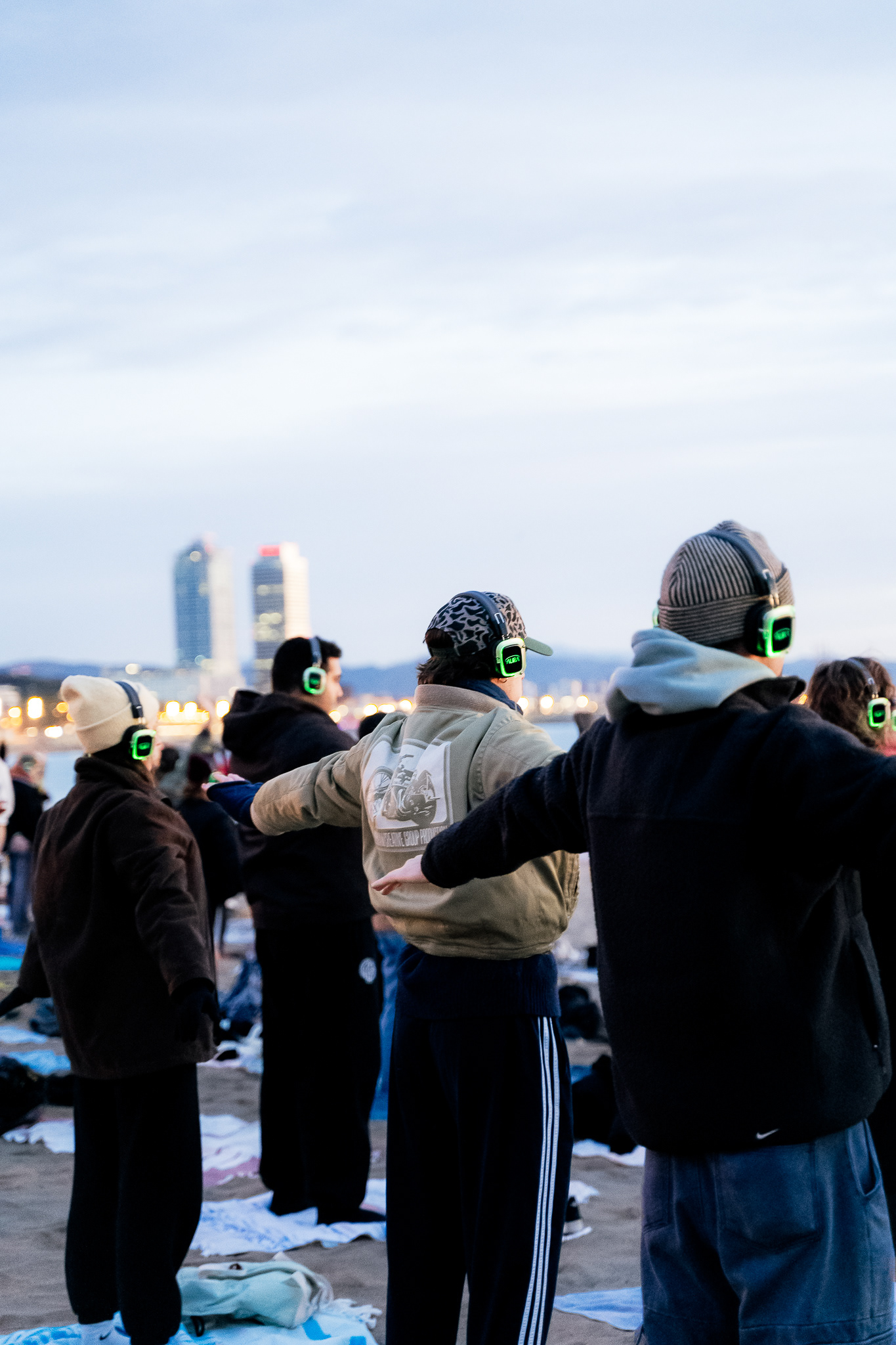 nergy healing and mindfulness circle outdoors in Barcelona, documented with ambient video and natural atmosphere