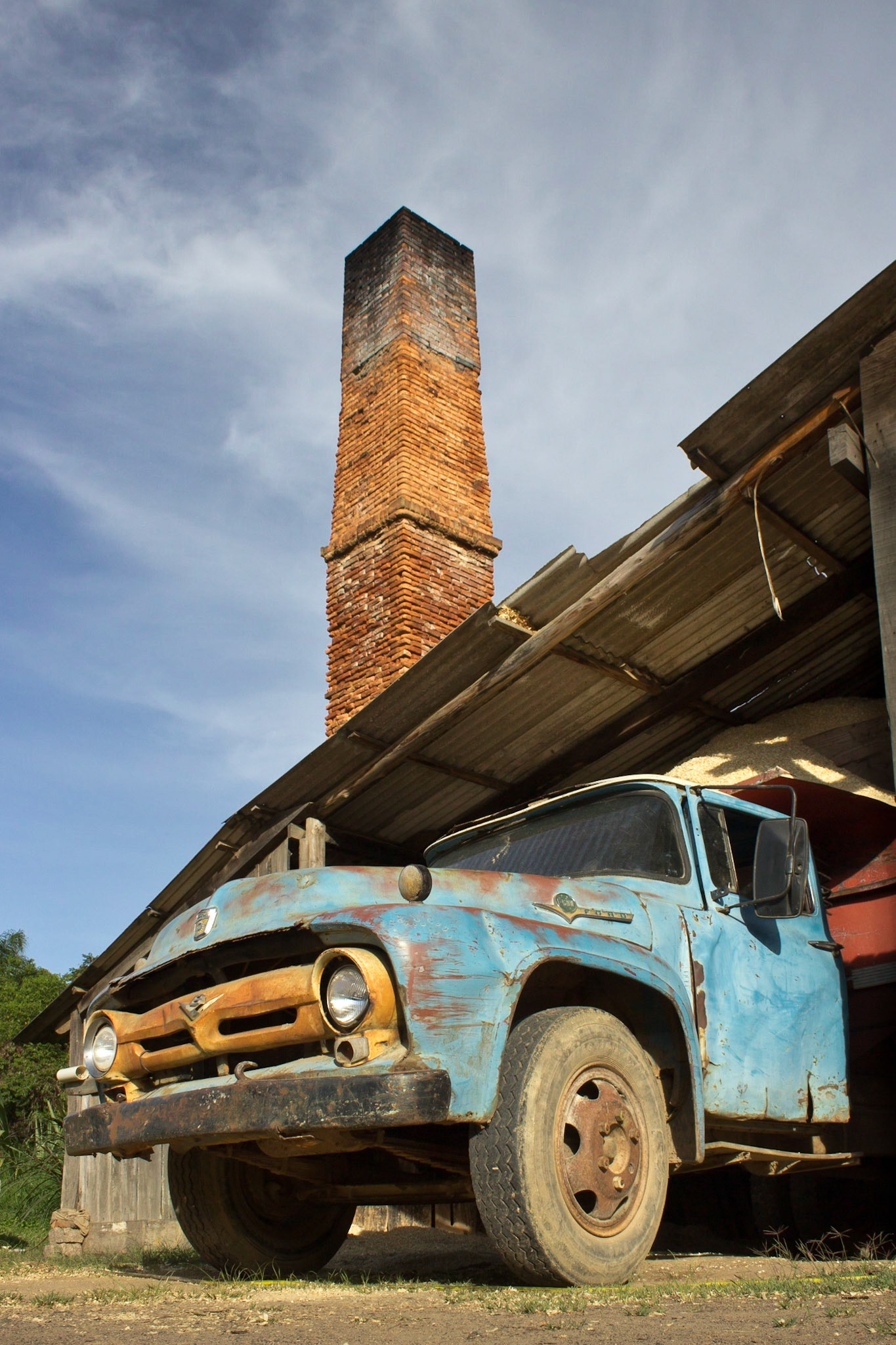 Ford - F600