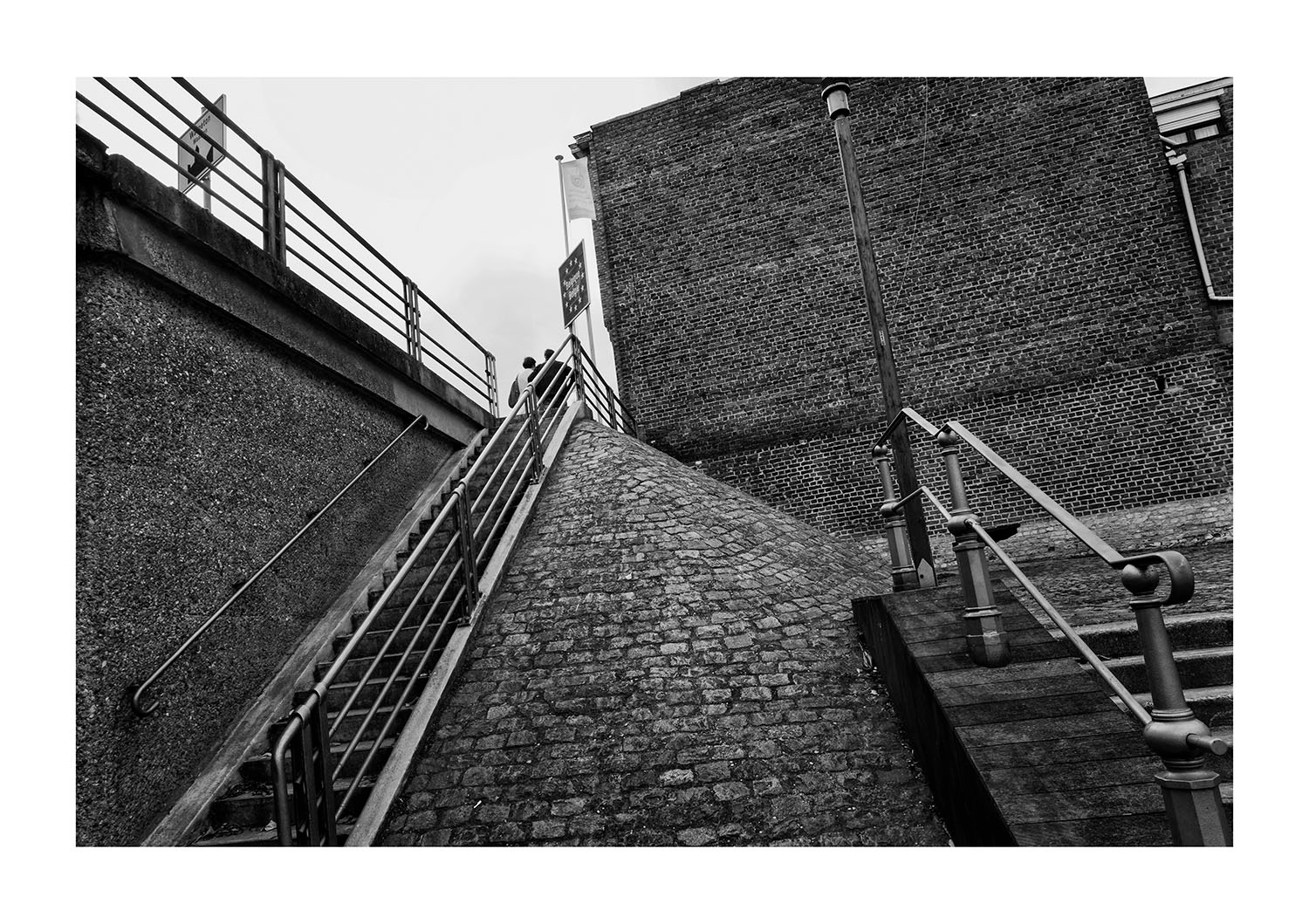 2013 - Houthem - Grensovergang De Leie - Voorbij de grens