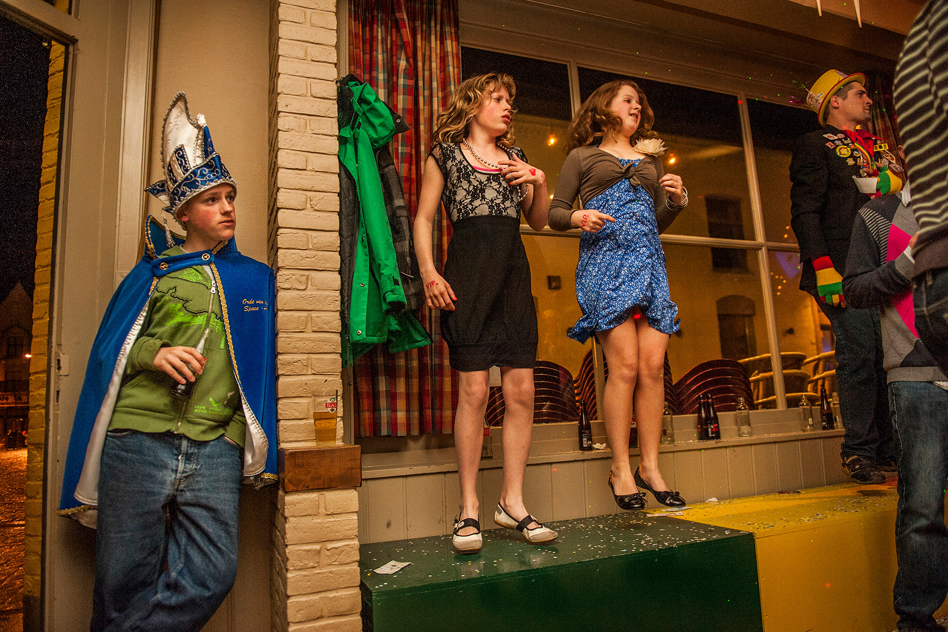 2011 - Poperinge - Carnaval - Café Saint-Georges - Maskerade