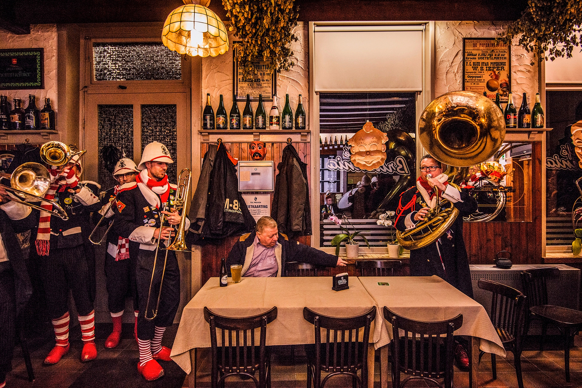 2015 - Poperinge - Carnaval - Café Brittania - Maskerade