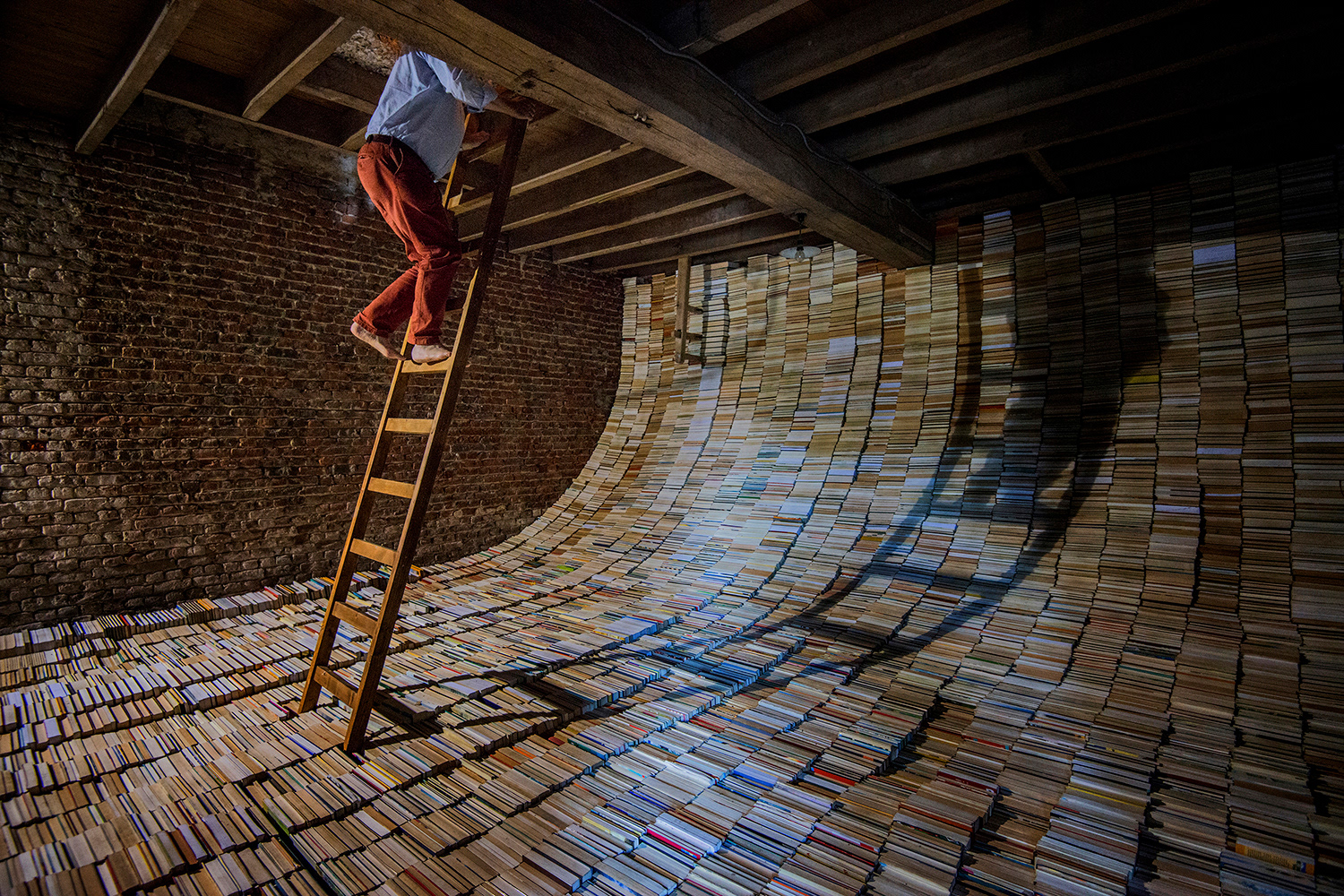 2014 - Watou - Kunstenfestival - 'Over klein geluk in tijden van overvloed'
