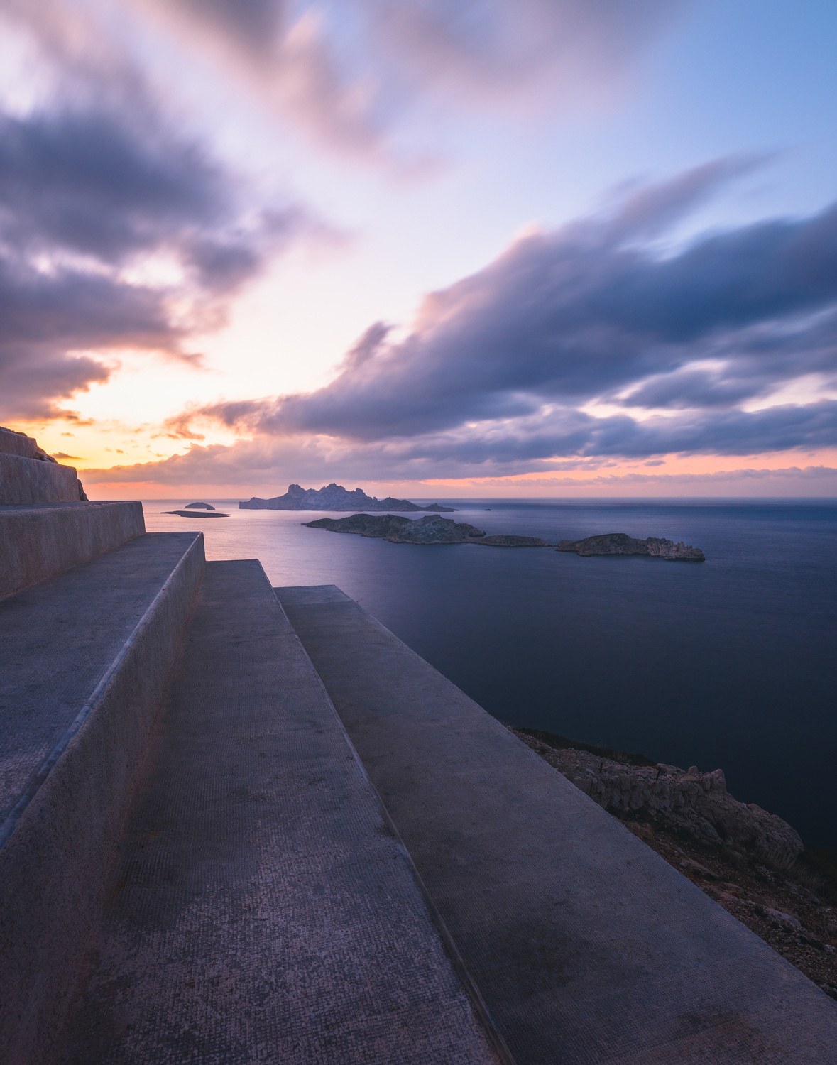 Purple morning - Archipel de Riou