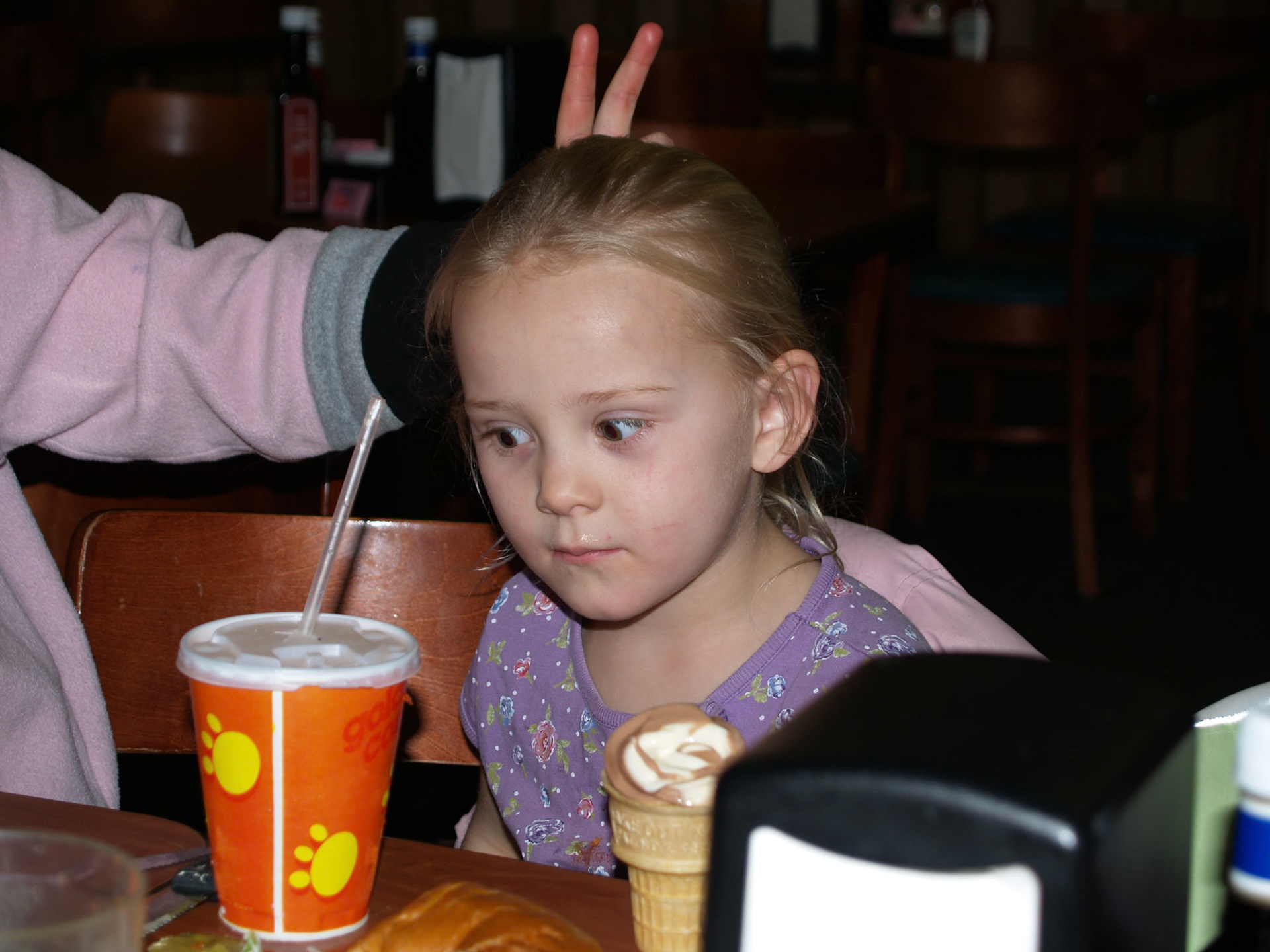 OLYMPUS DIGITAL CAMERA