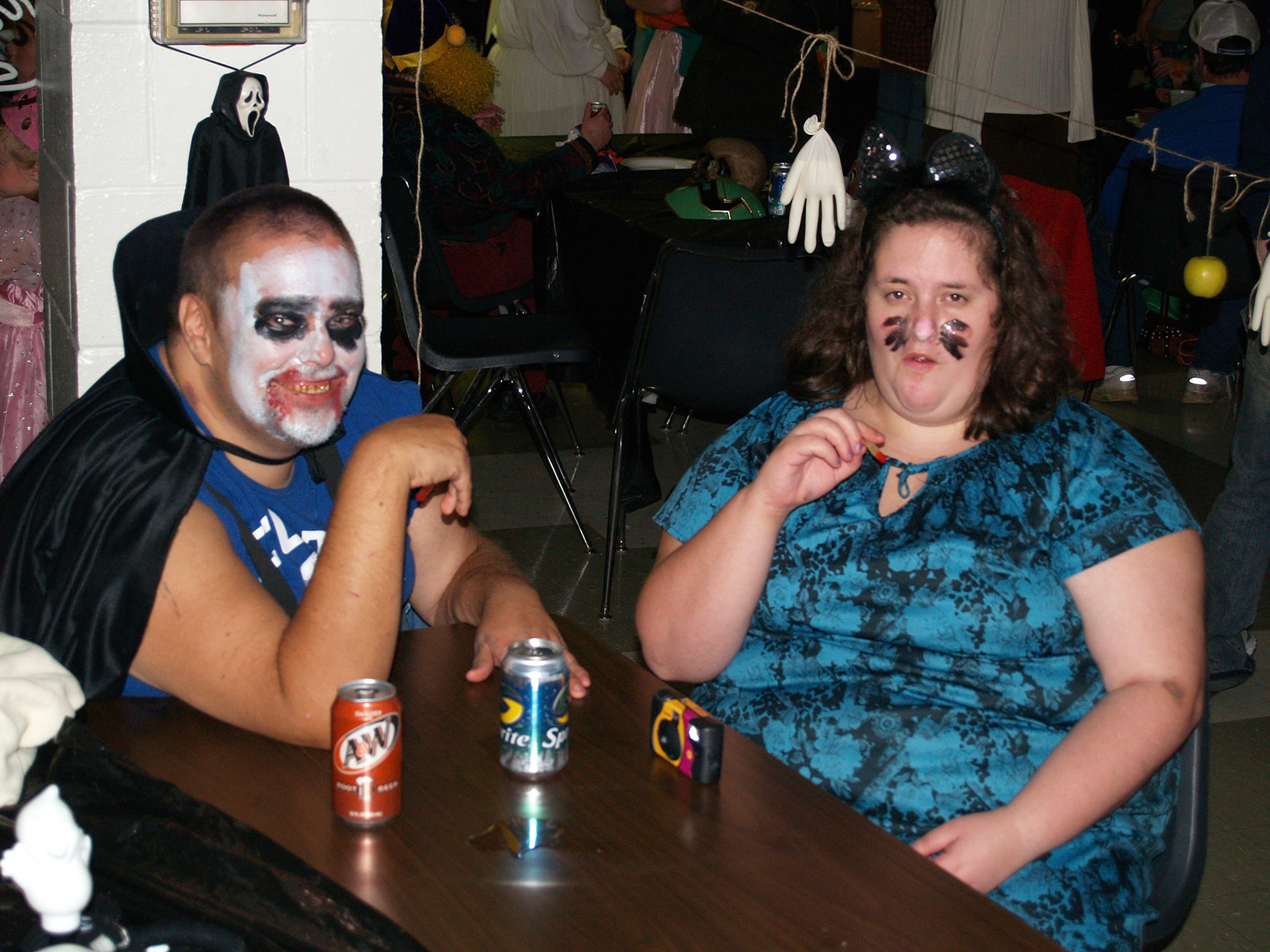 OLYMPUS DIGITAL CAMERA