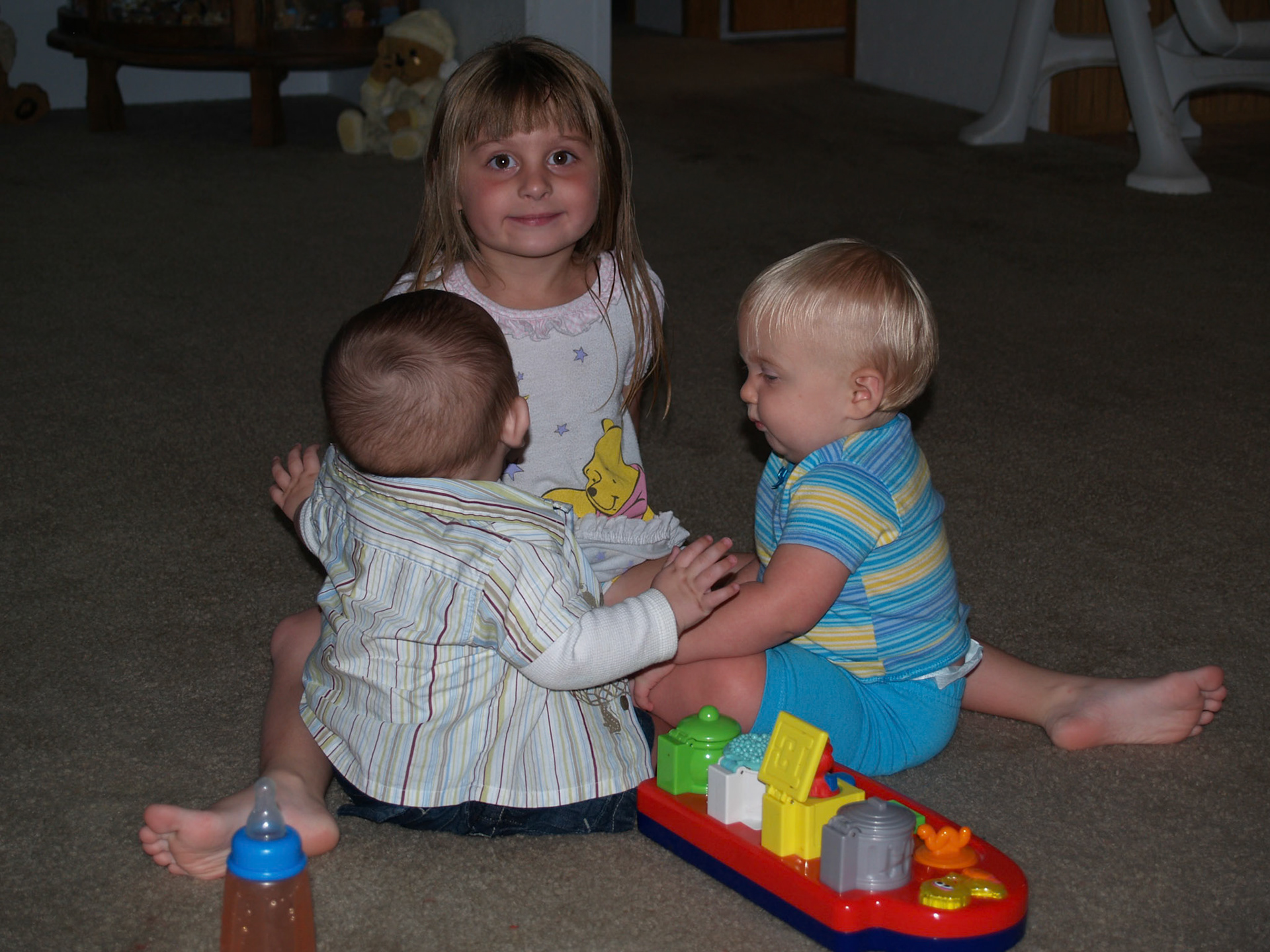 OLYMPUS DIGITAL CAMERA