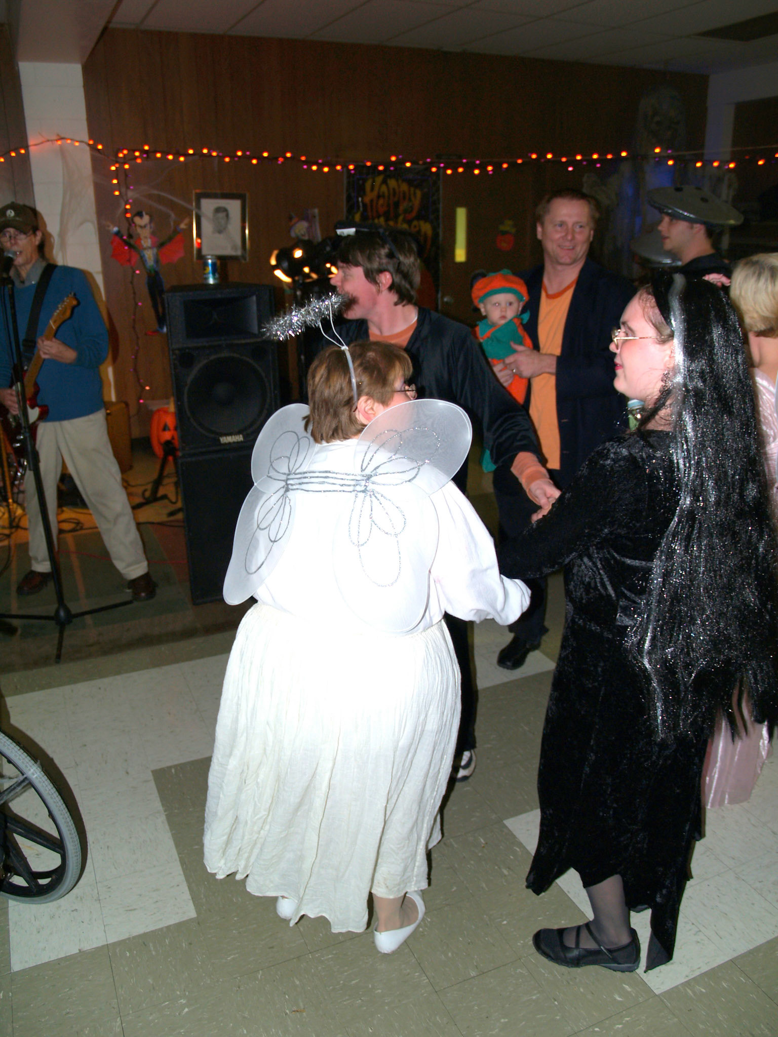 OLYMPUS DIGITAL CAMERA