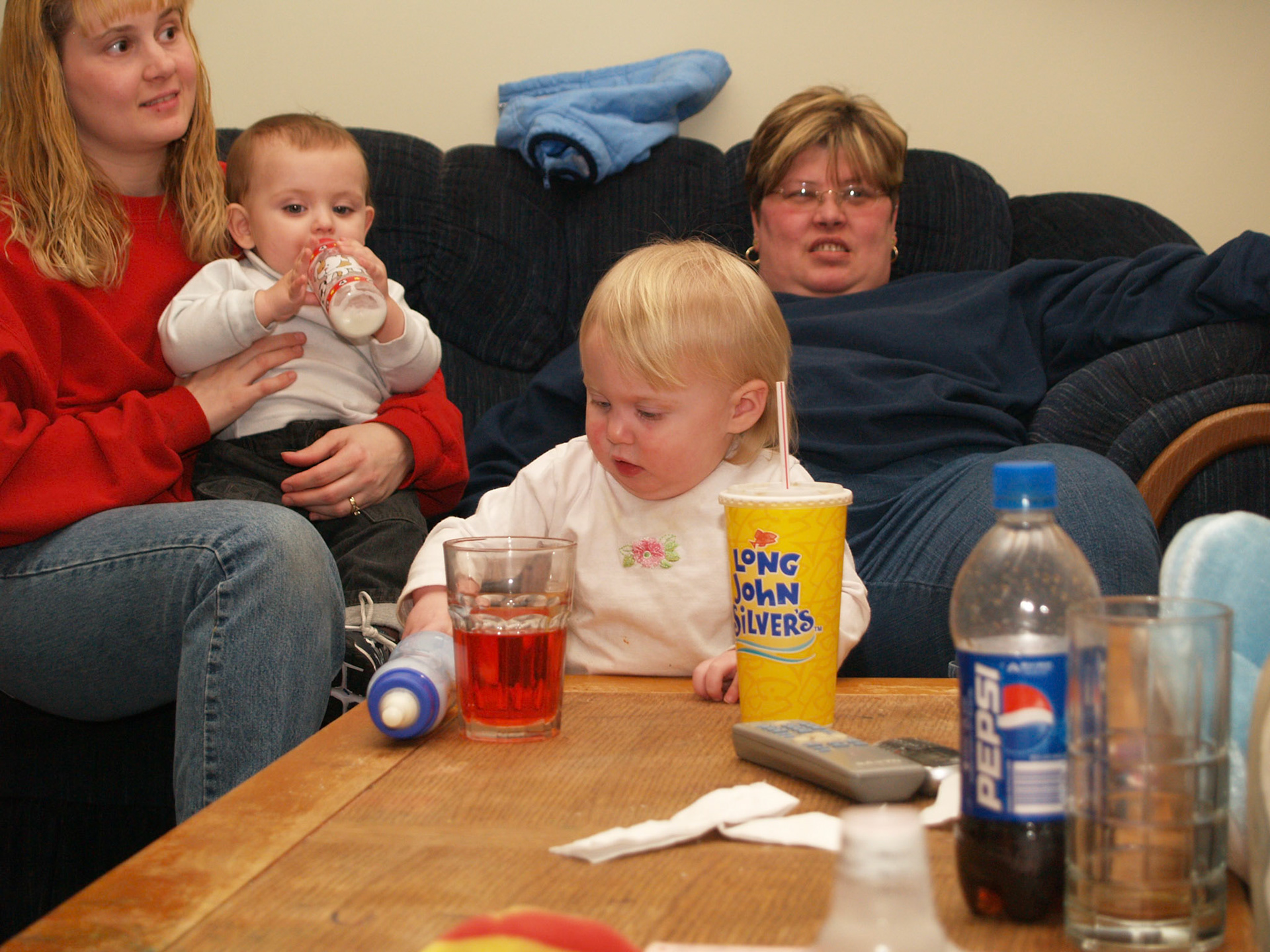 OLYMPUS DIGITAL CAMERA