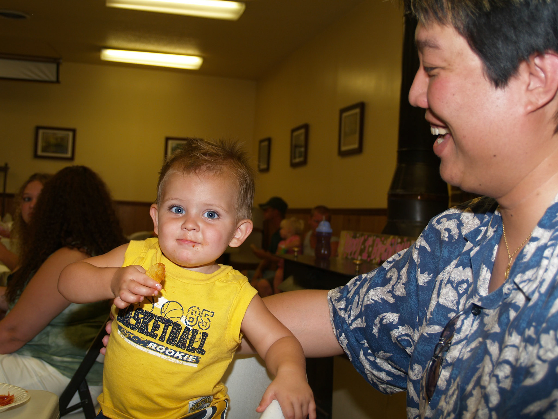 OLYMPUS DIGITAL CAMERA