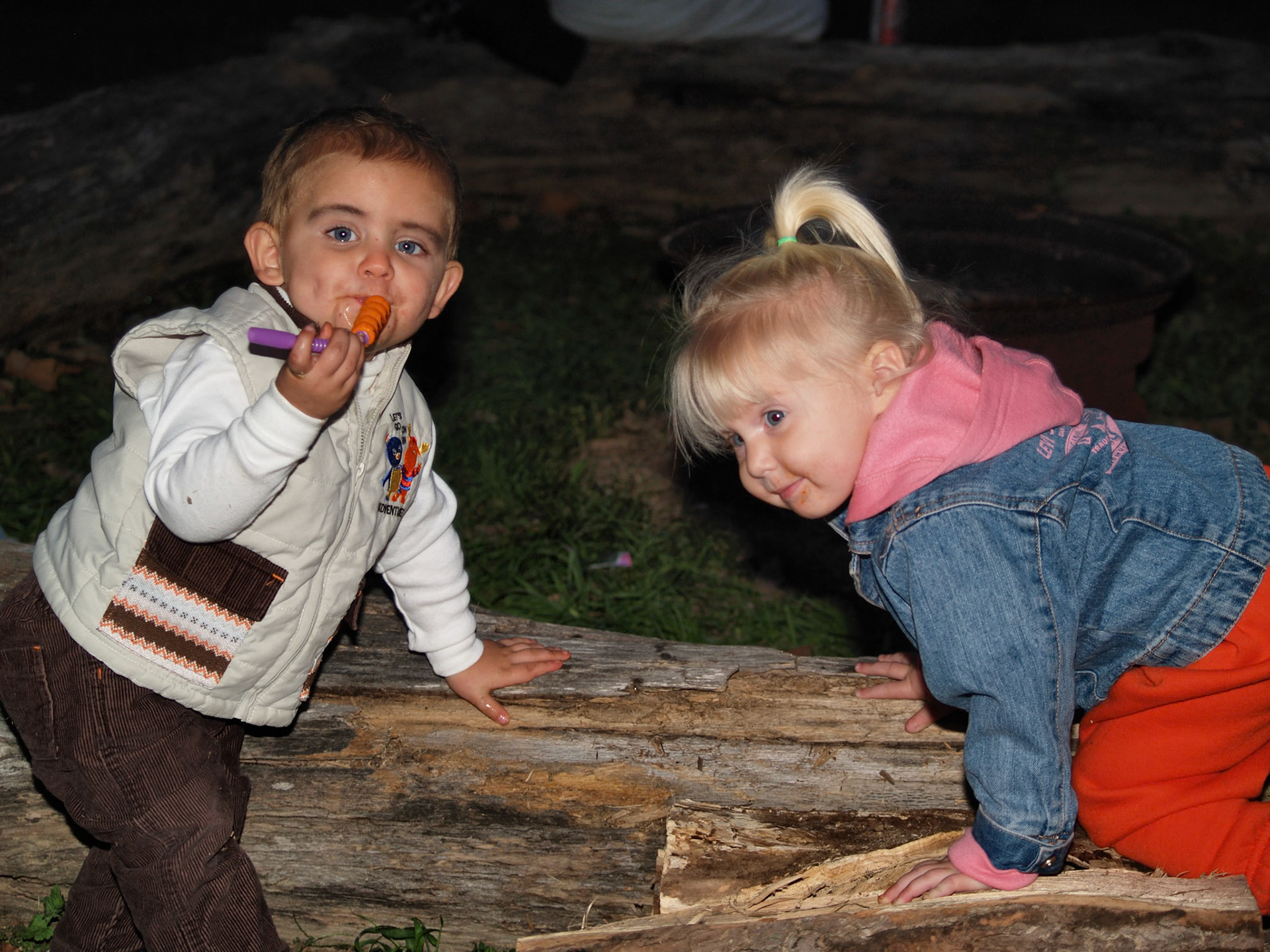 OLYMPUS DIGITAL CAMERA