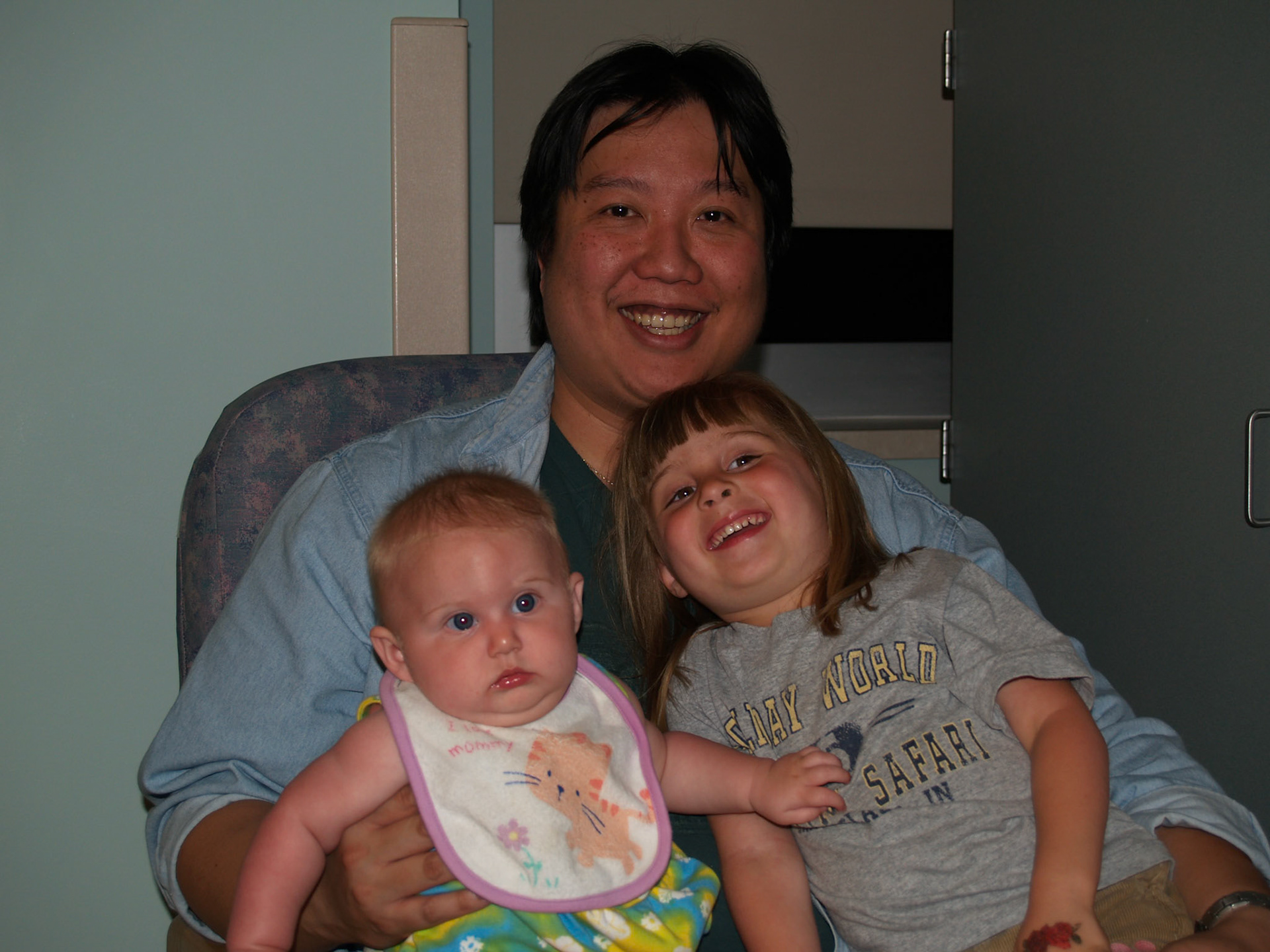 OLYMPUS DIGITAL CAMERA